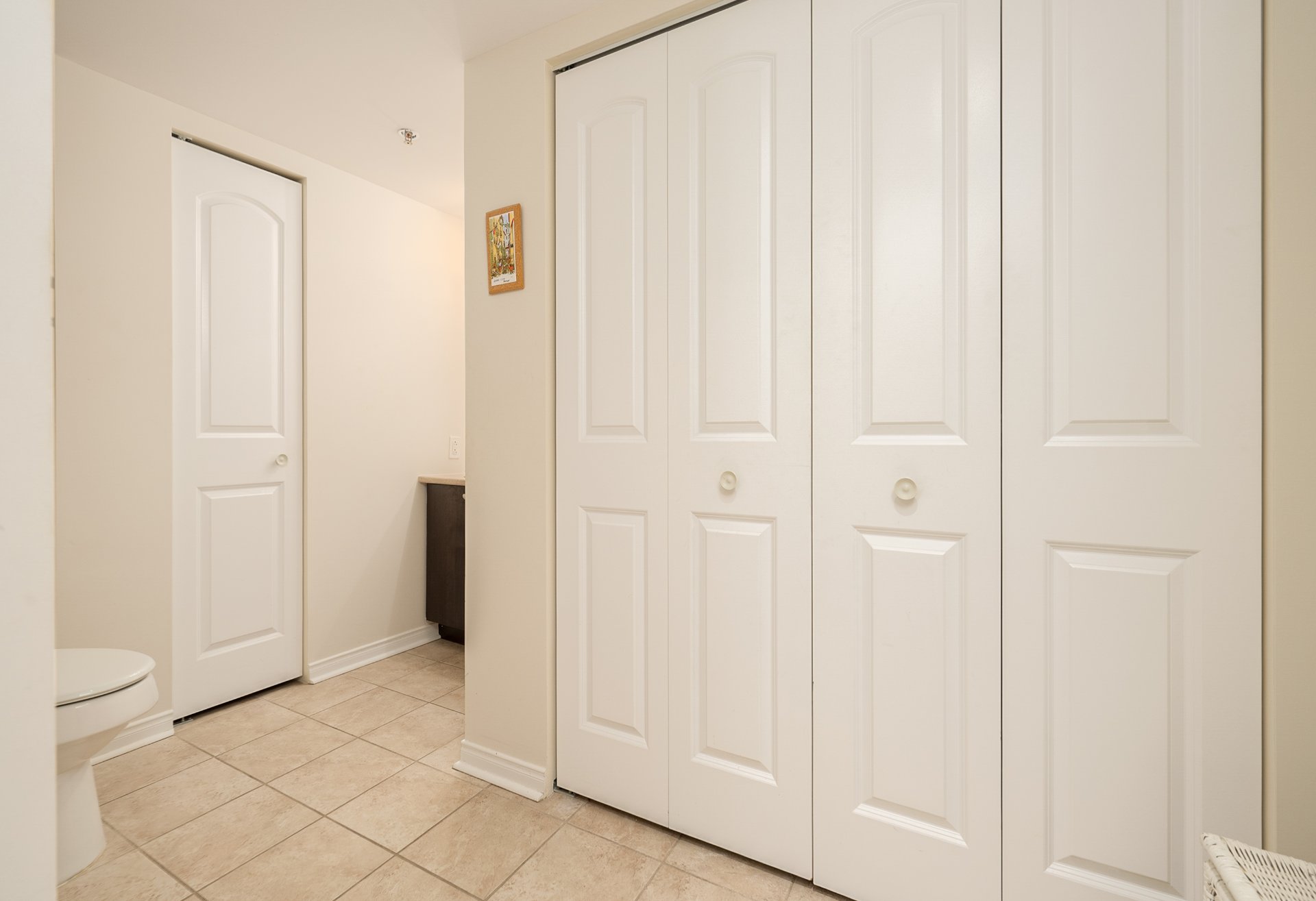 Photo - Laundry room