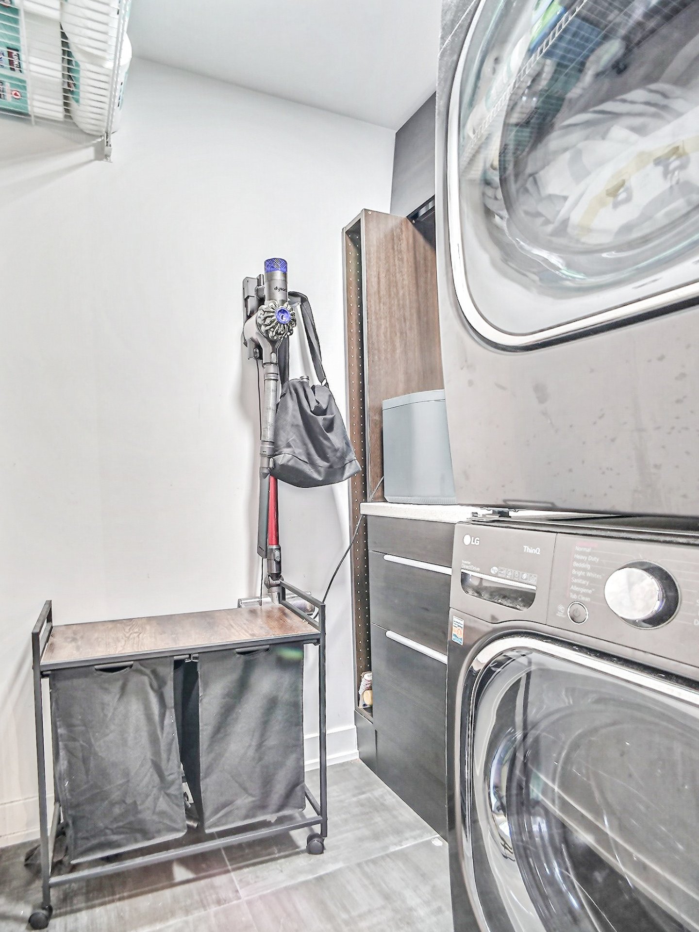 Photo - Laundry room