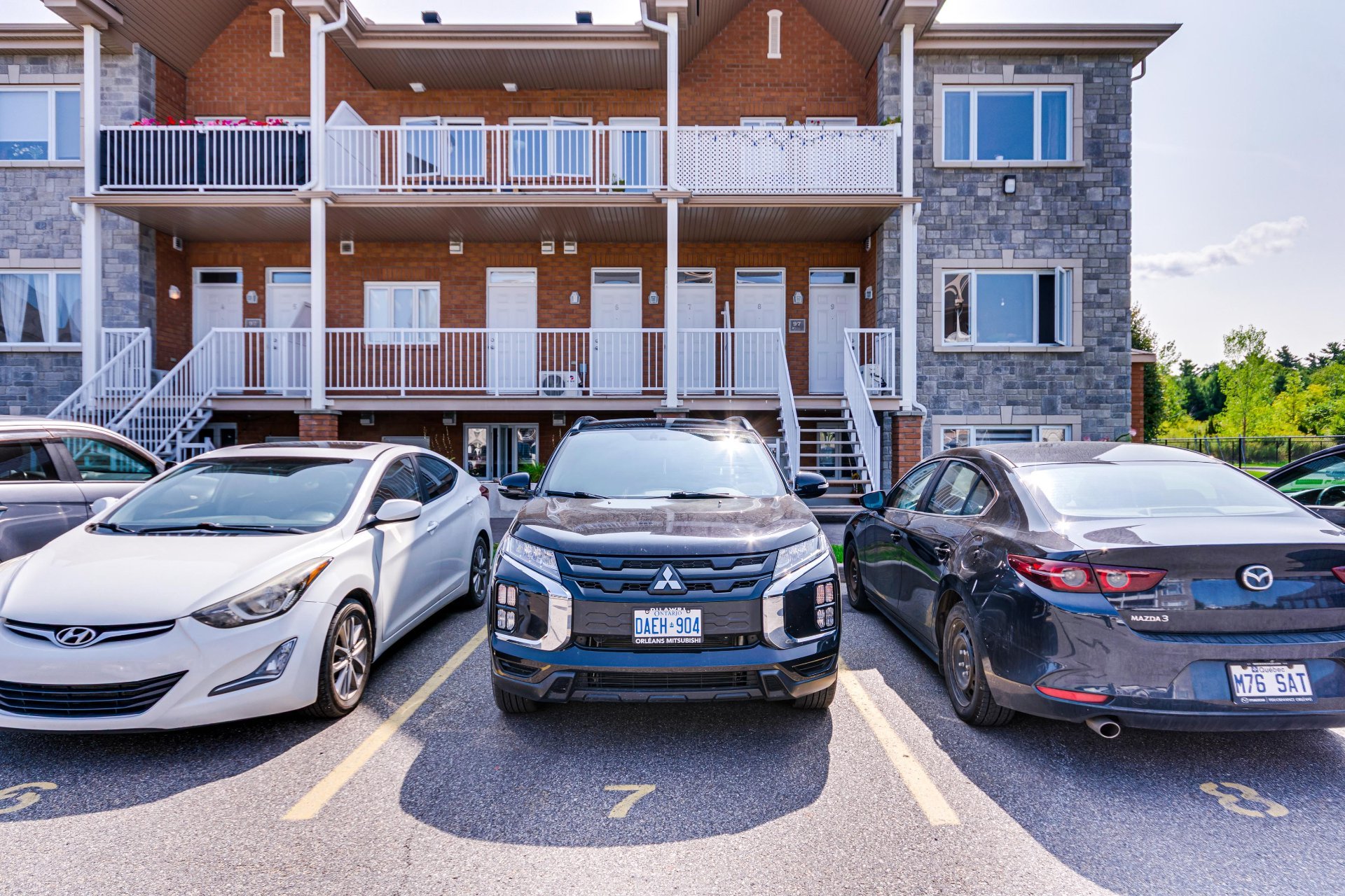 Photo - Stationnement