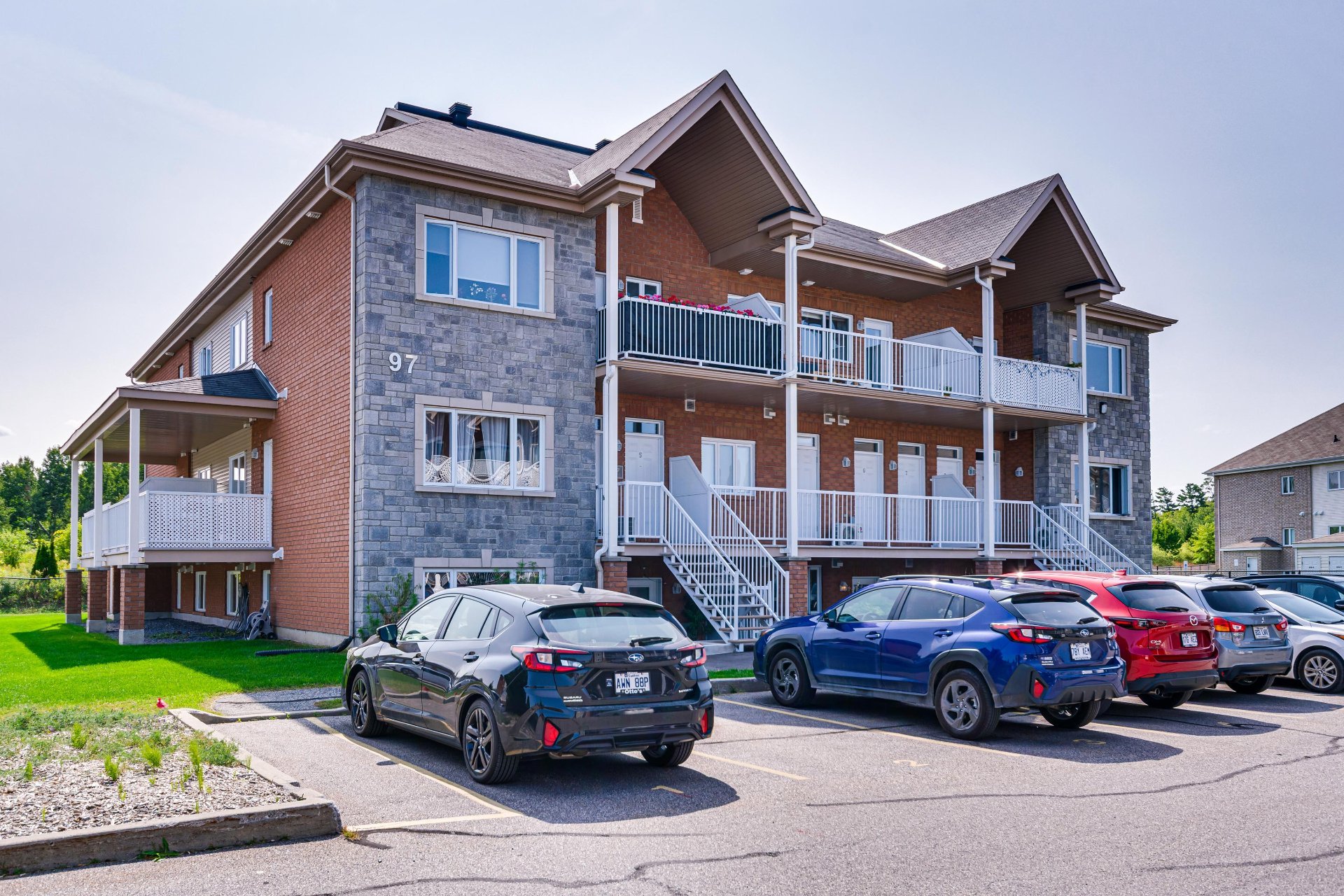 Photo - Stationnement