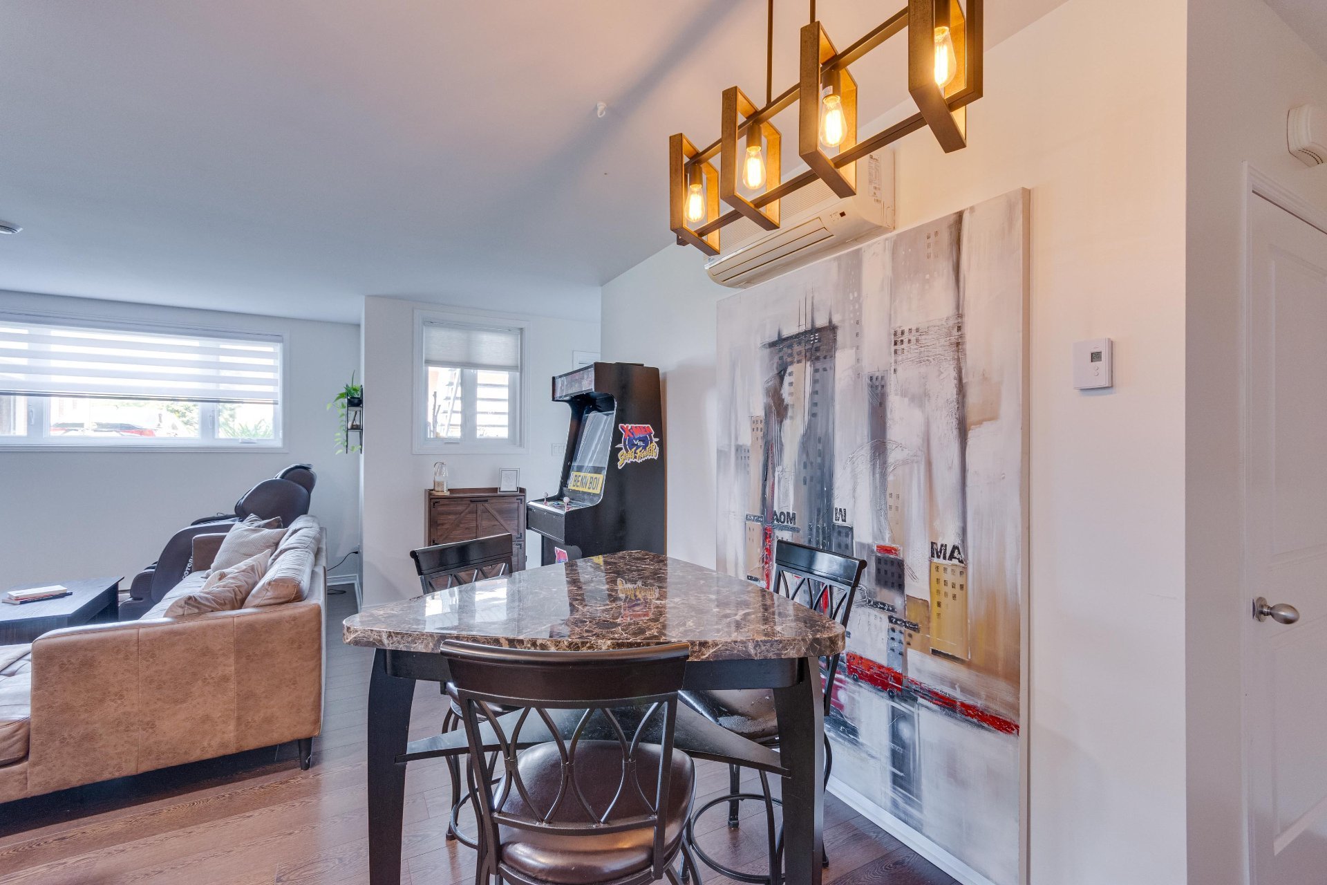 Photo - Salle à manger