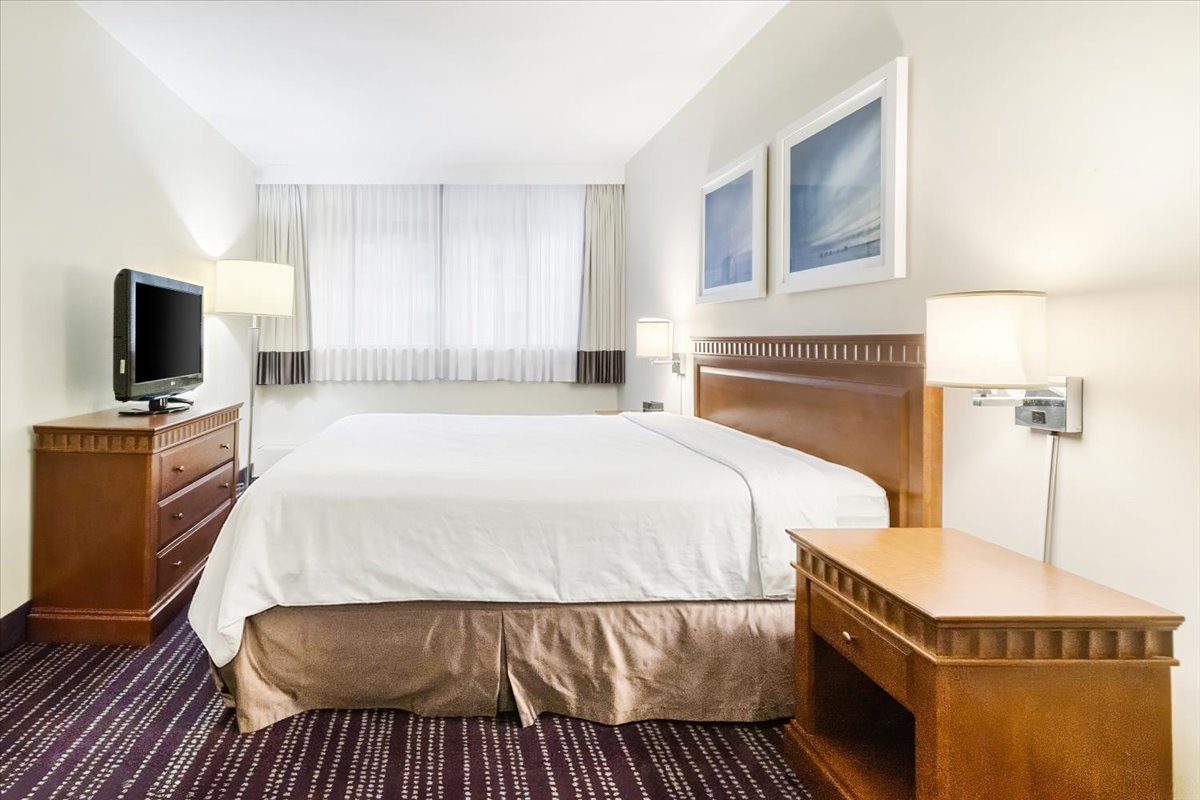 Photo - Primary bedroom