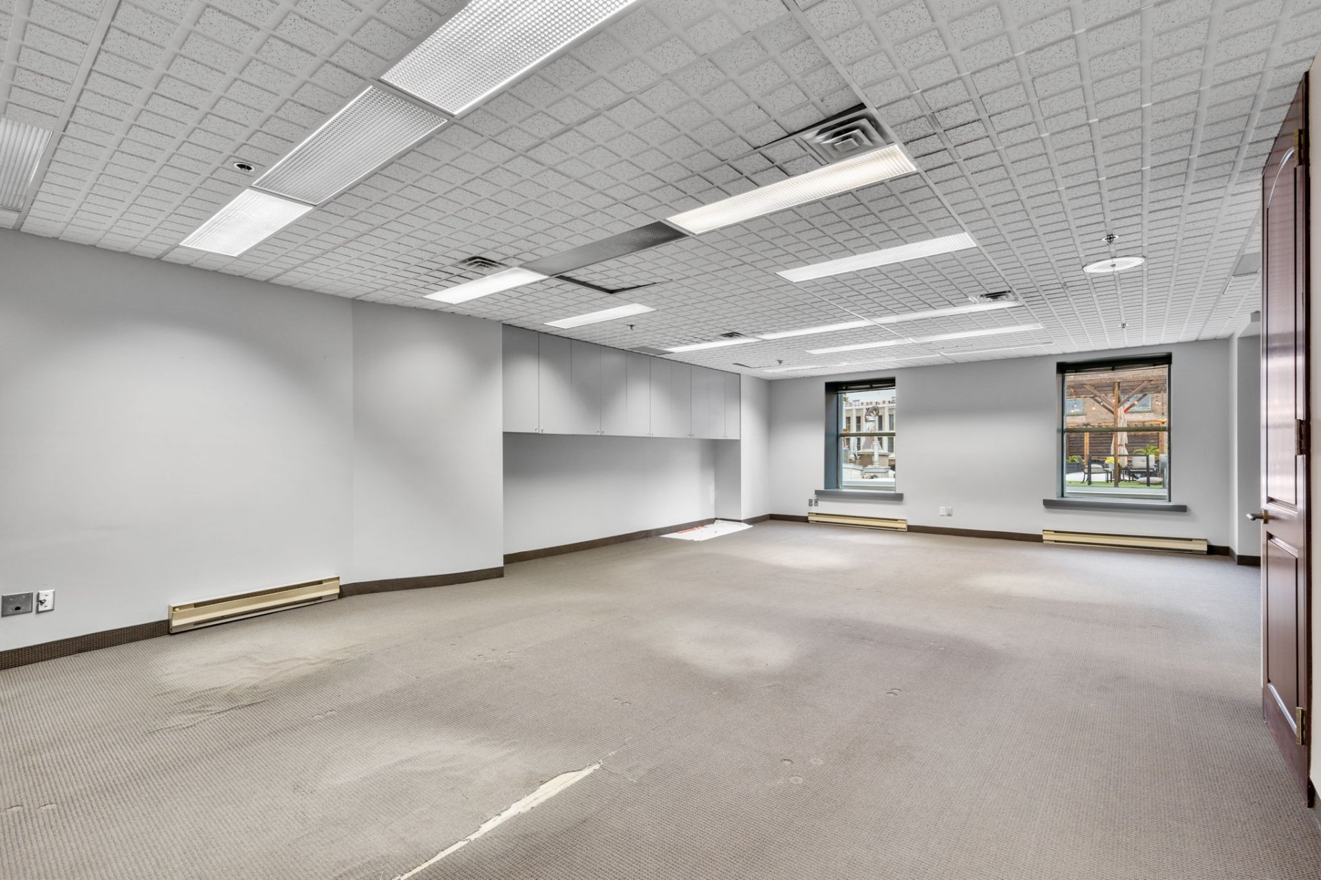 Photo - Interior