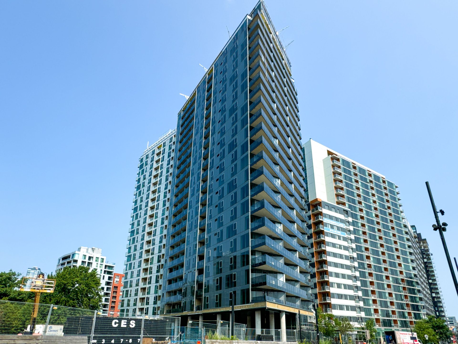 Photo - Exterior