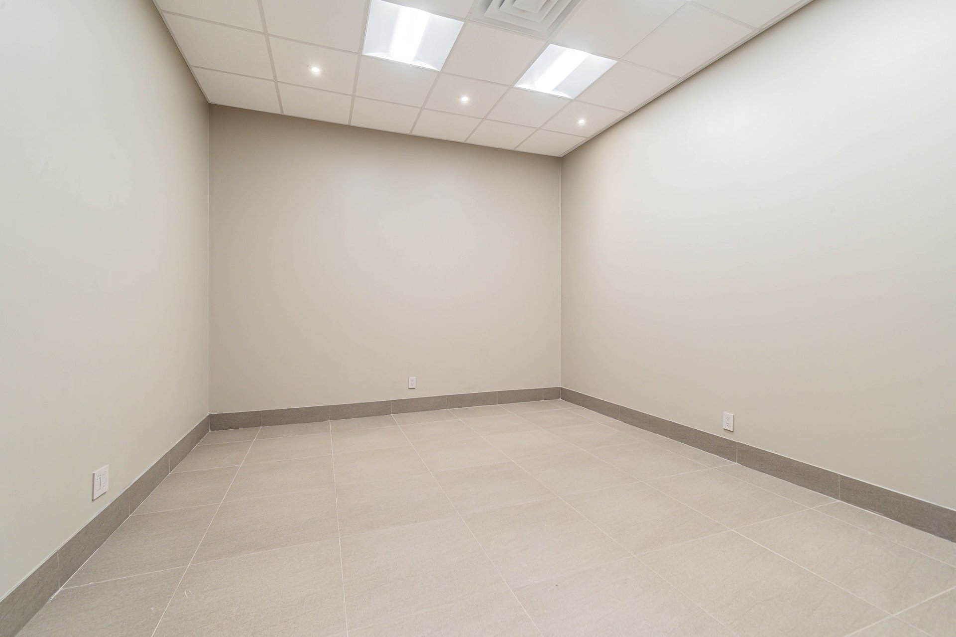 Photo - Office