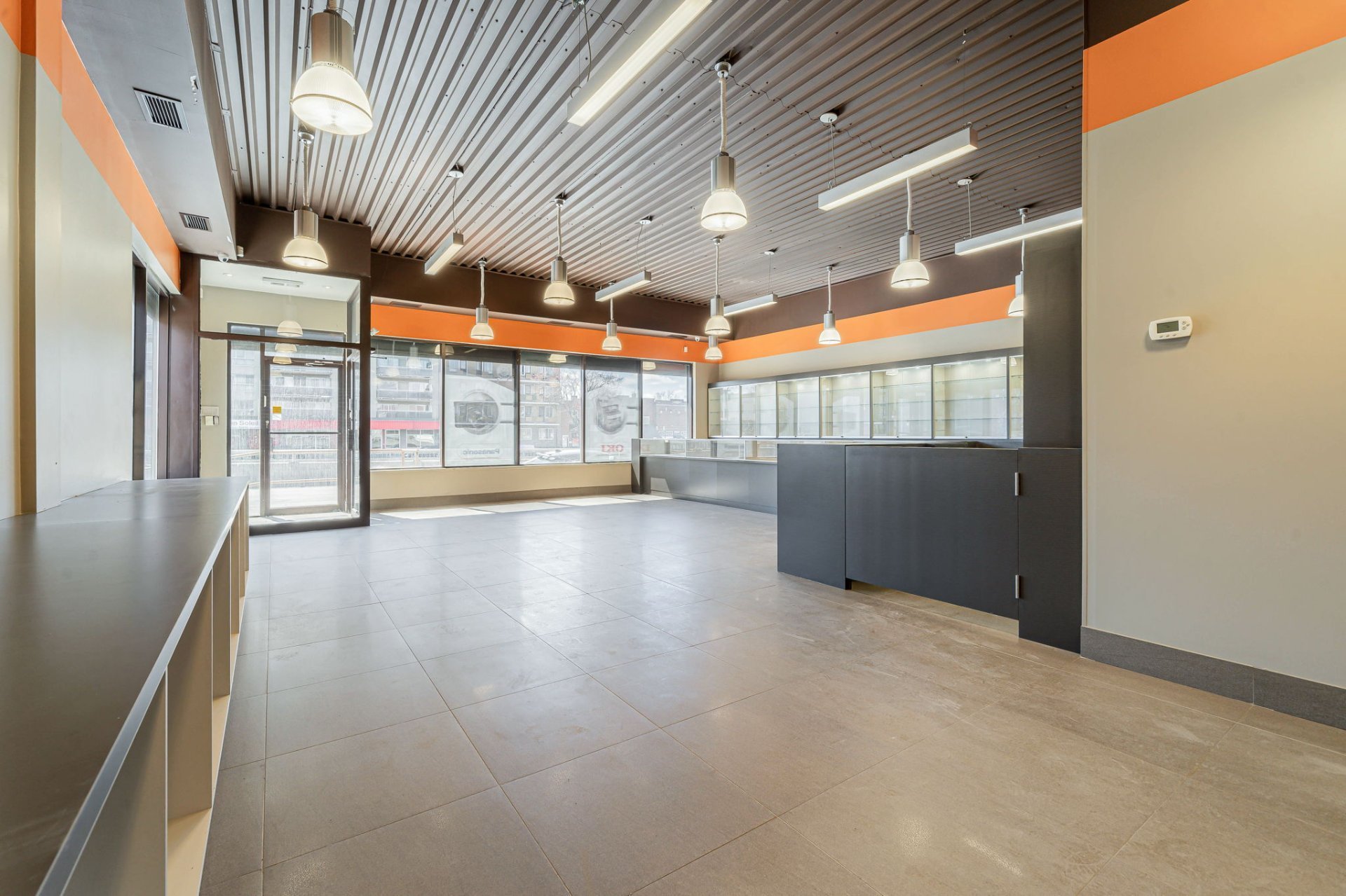 Photo - Interior