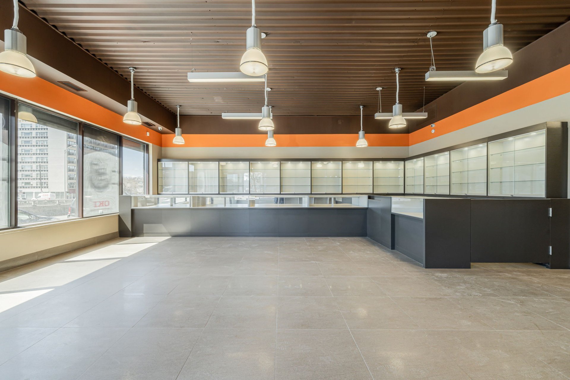 Photo - Interior