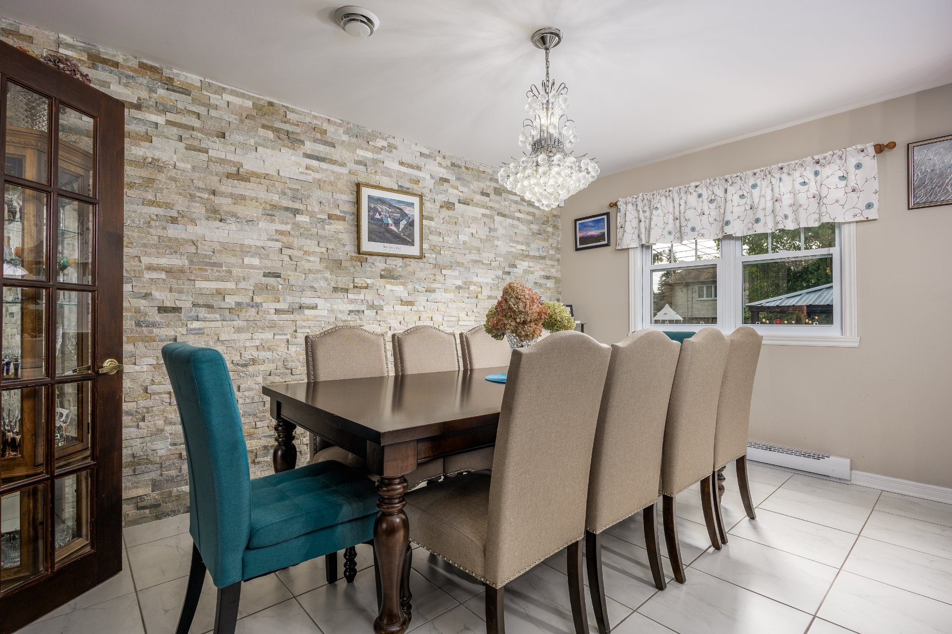 Photo - Salle à manger