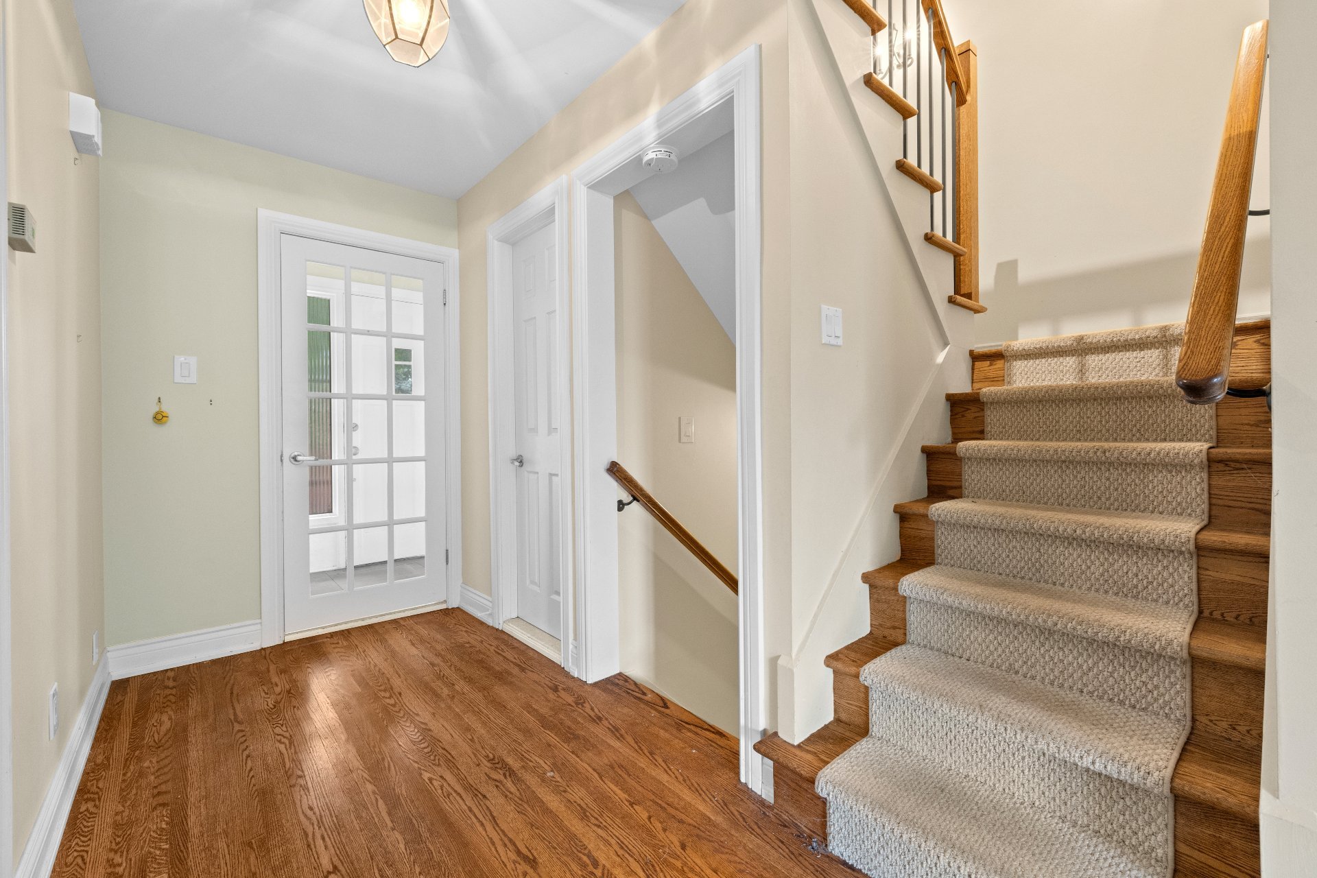 Photo - Hallway