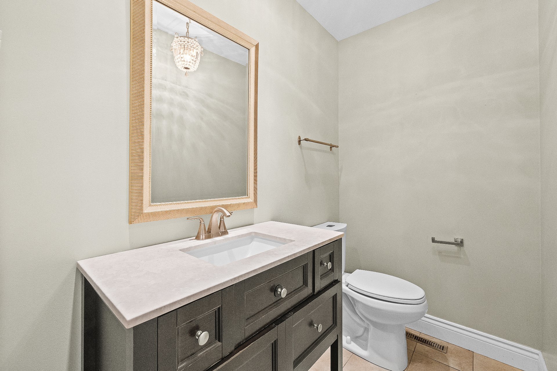 Photo - Washroom