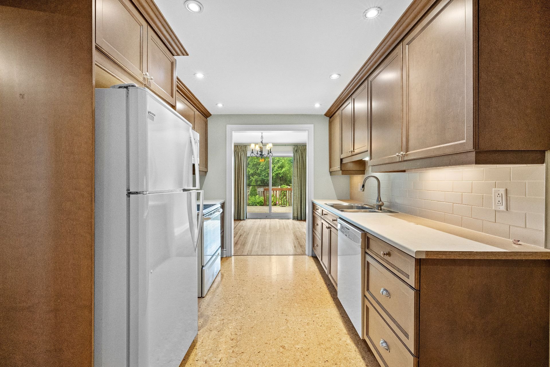 Photo - Kitchen