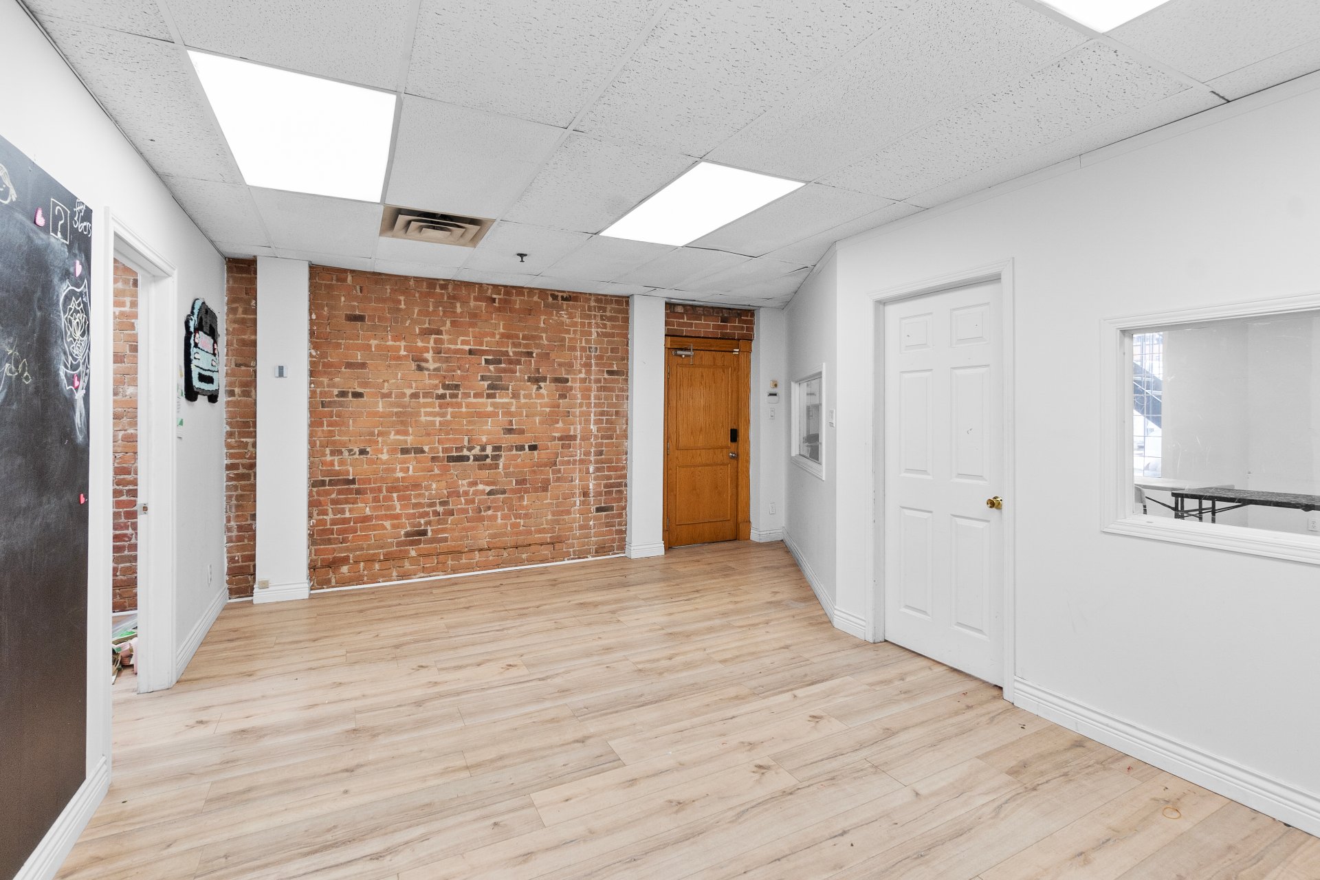 Photo - Interior
