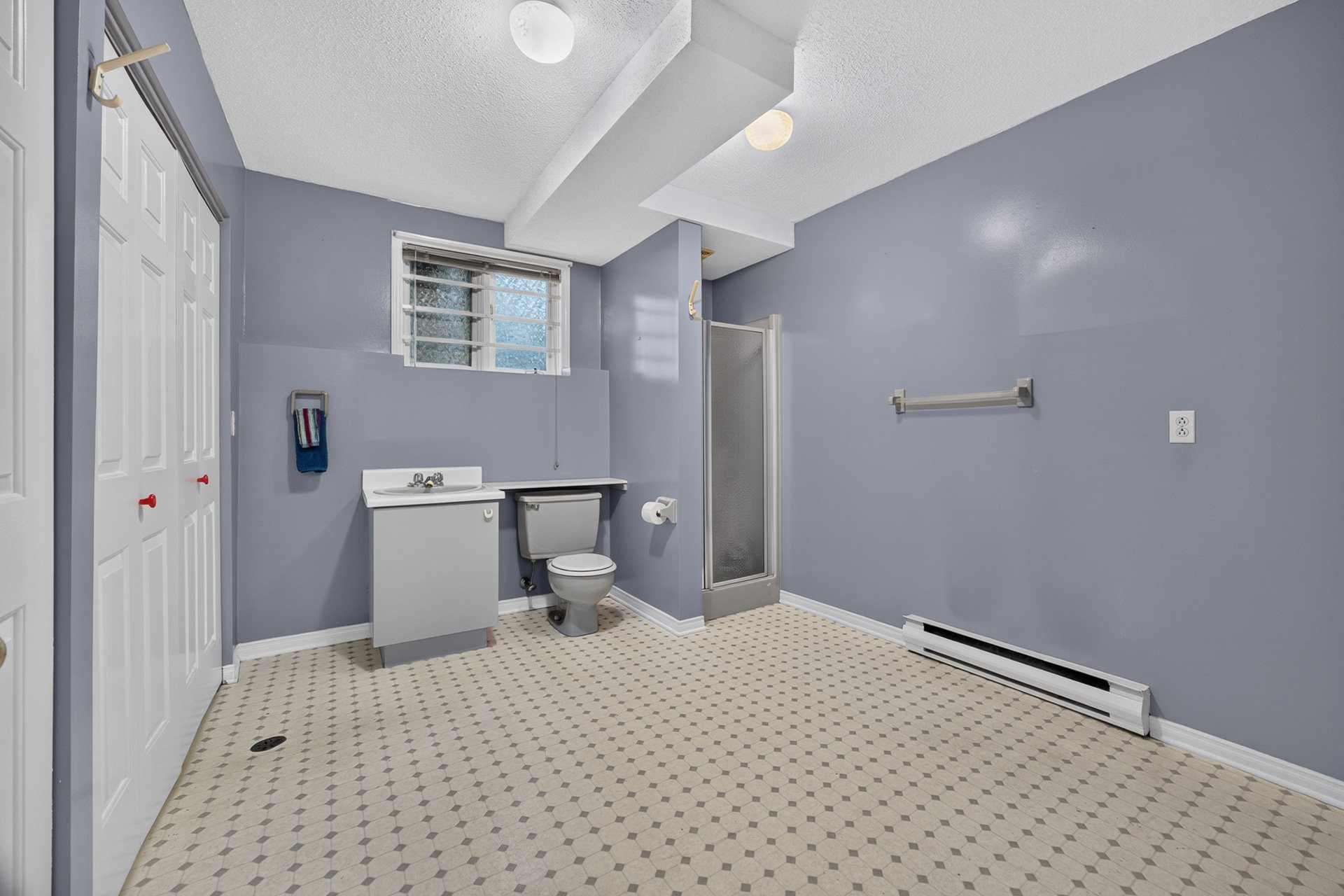 Photo - Bathroom