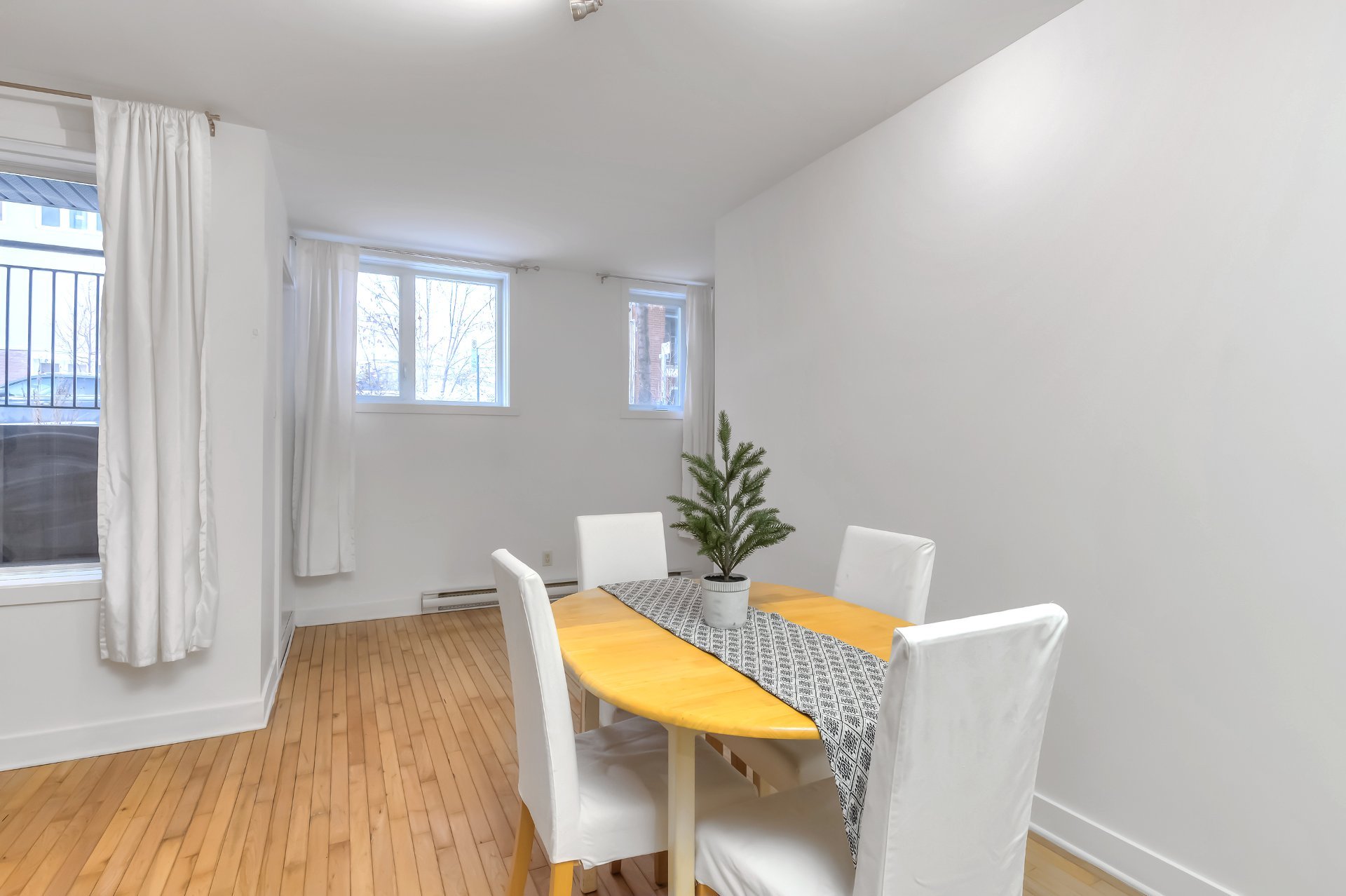 Photo - Salle à manger