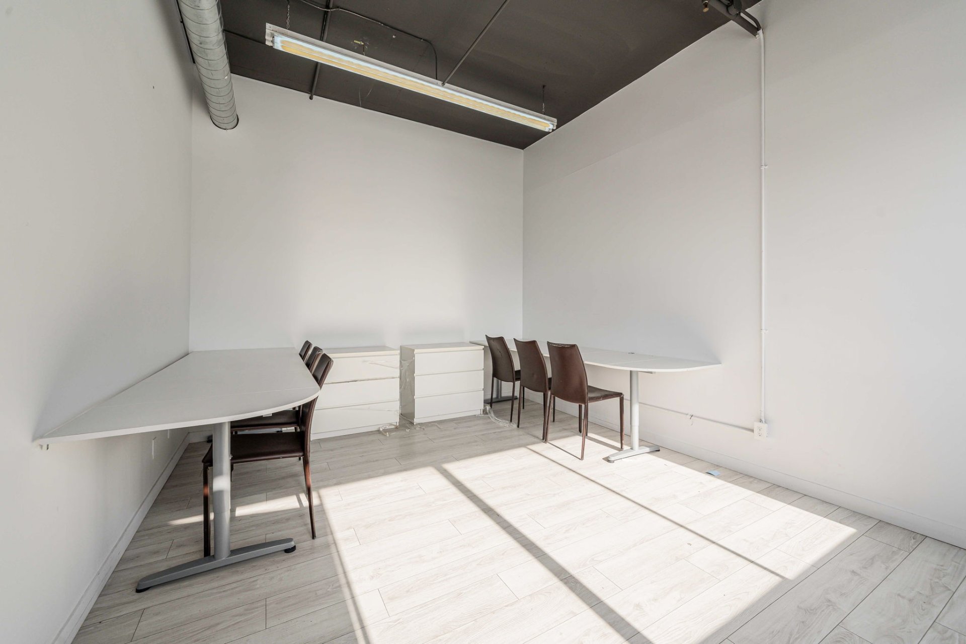 Photo - Office