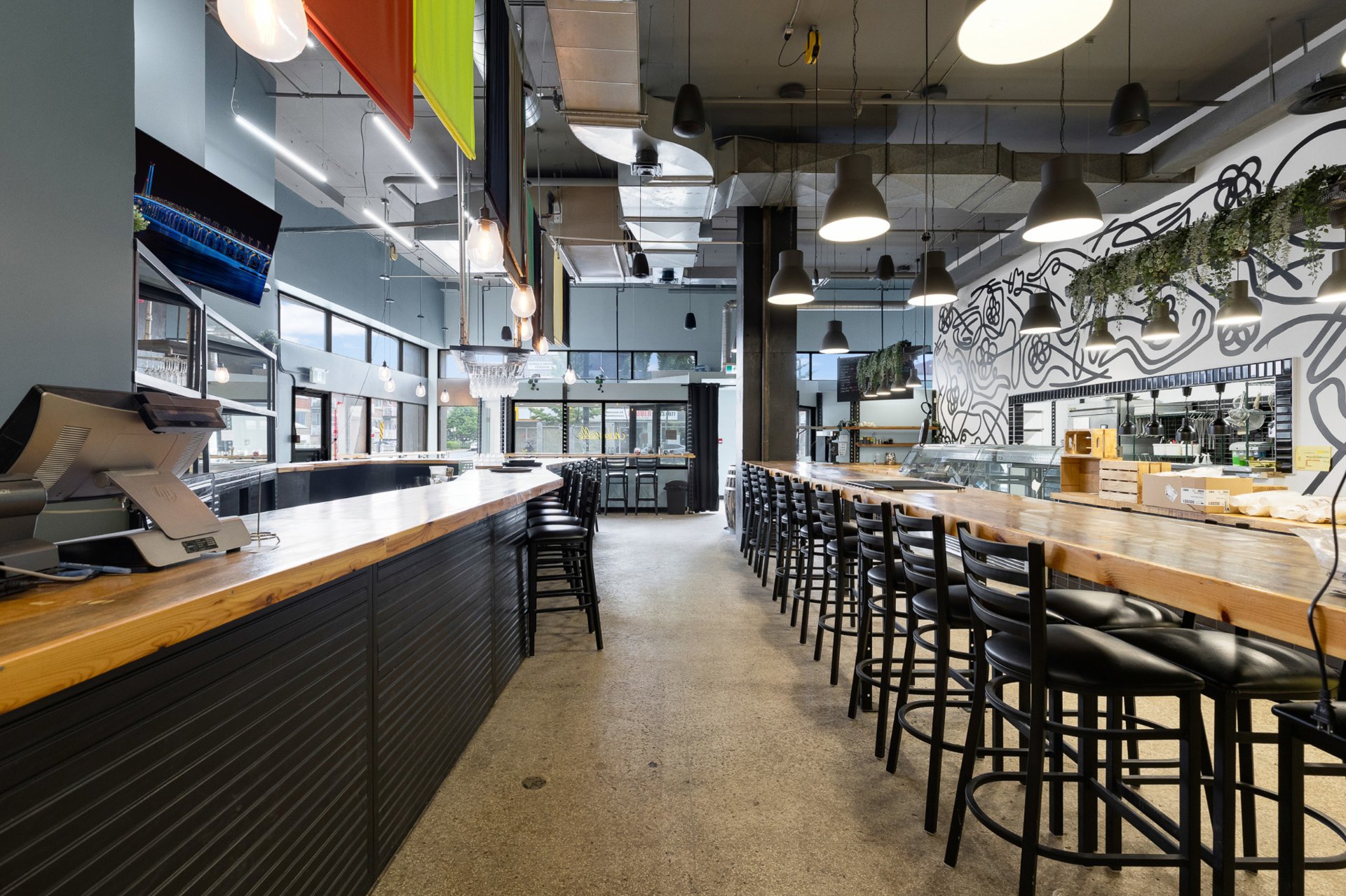 Photo - Bar