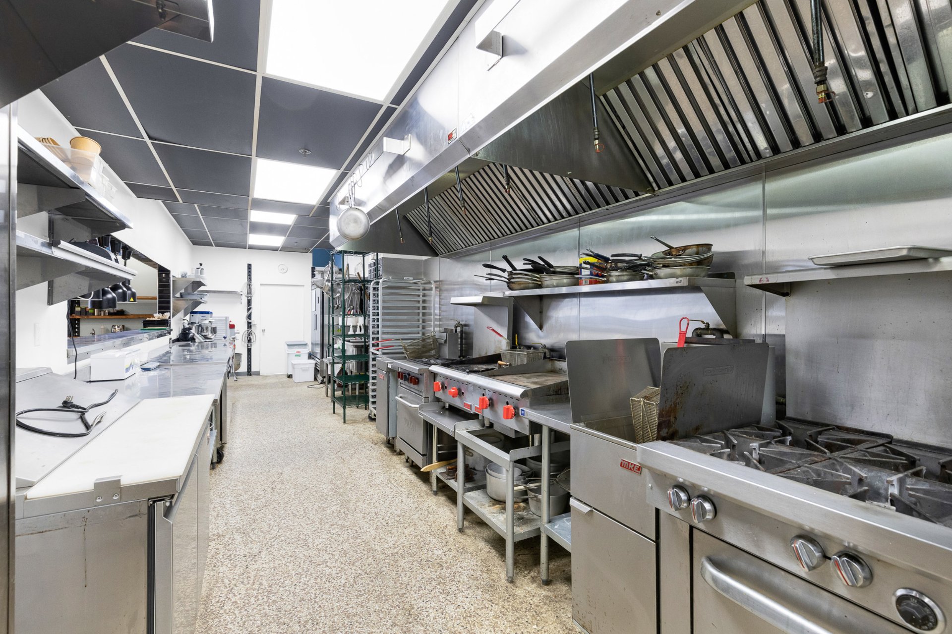 Photo - Kitchen