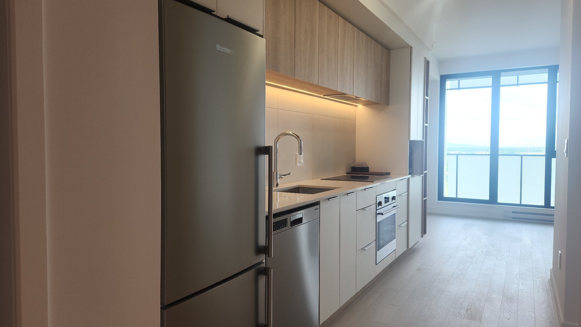 Photo - Kitchen