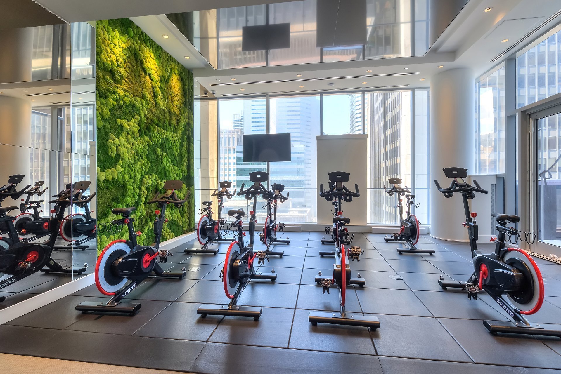 Photo - Exercise room