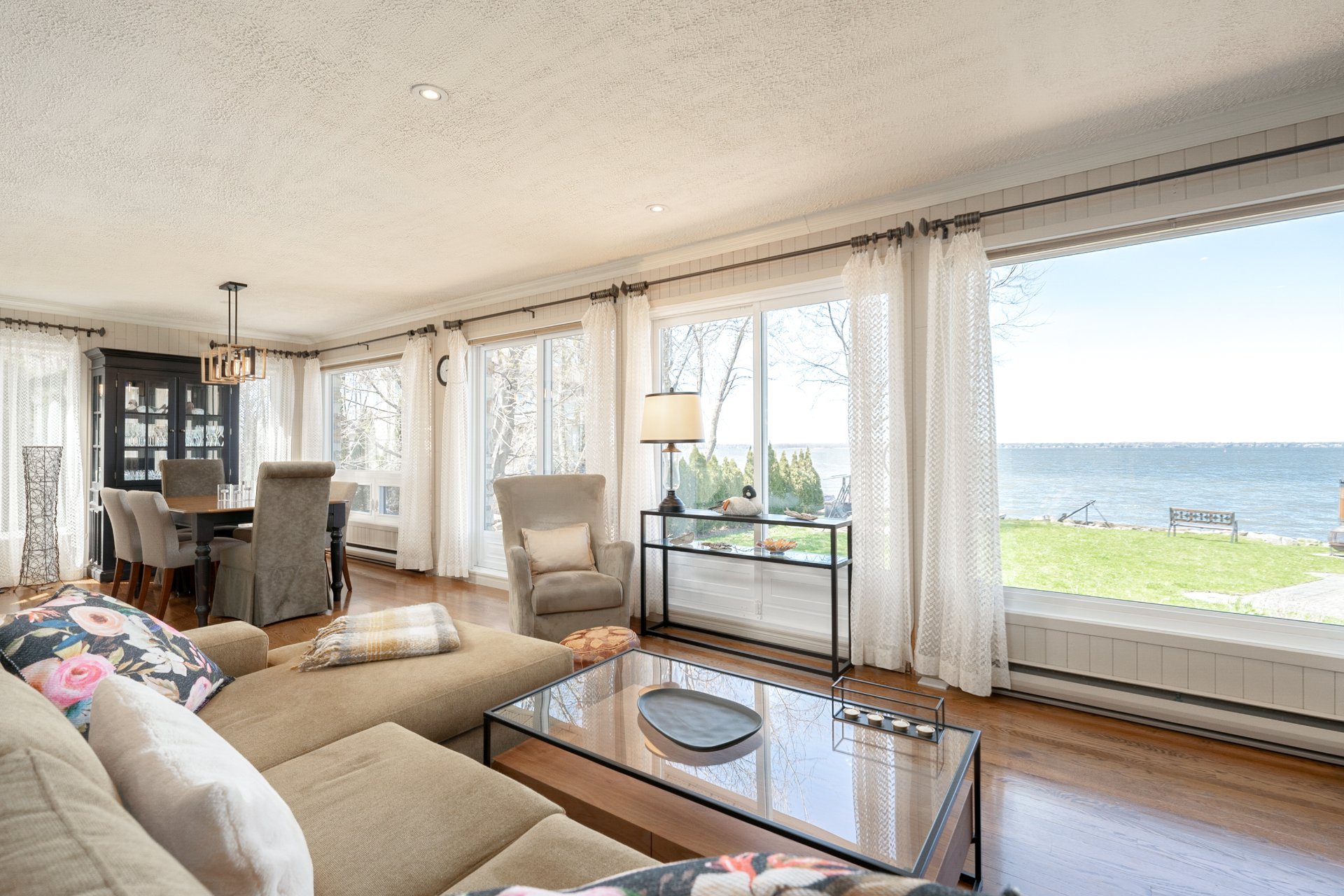 Photo - Overall View