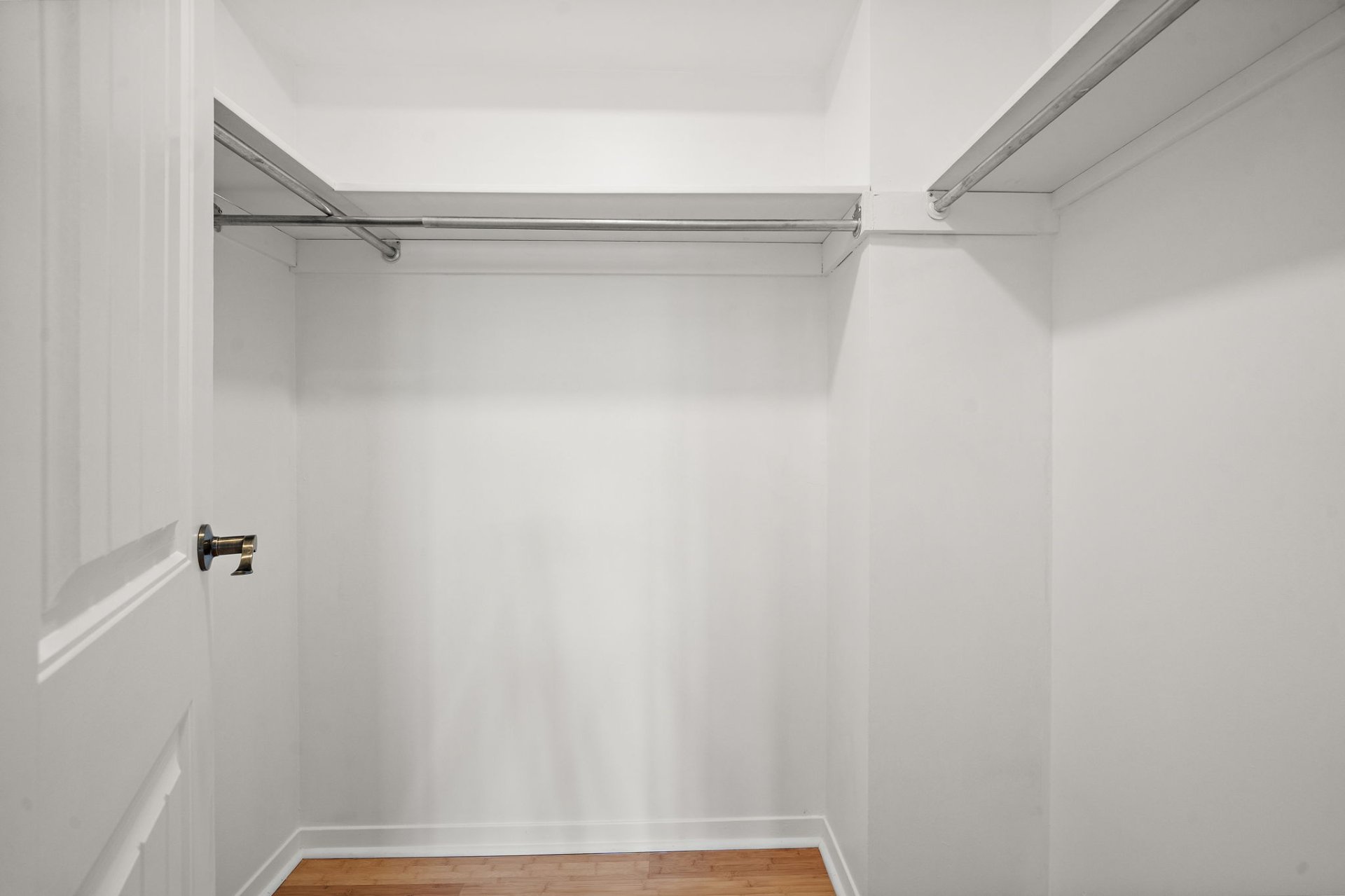 Photo - Penderie (Walk-in)