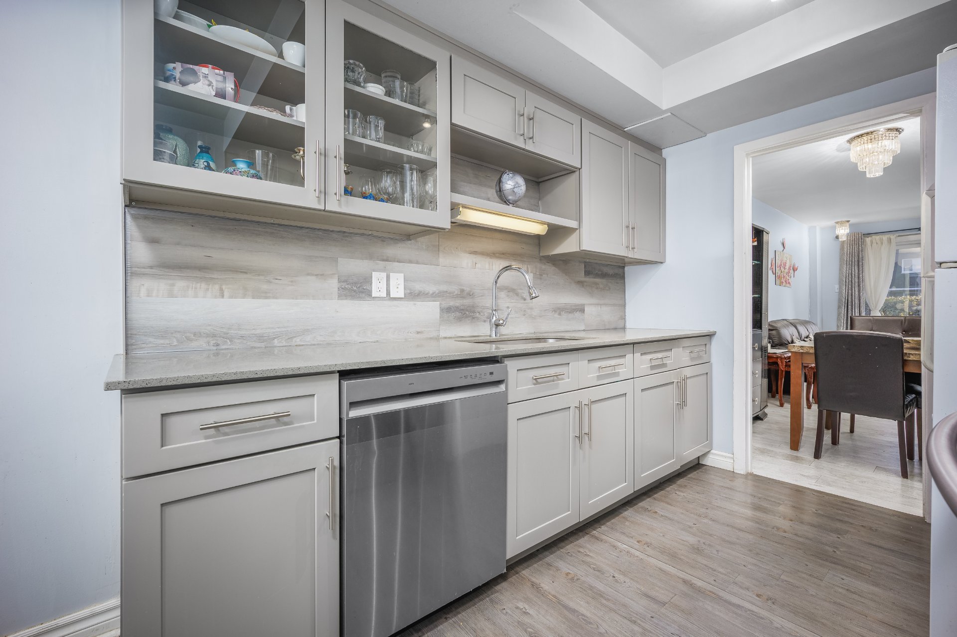 Photo - Kitchen