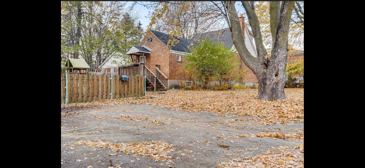 Photo - Stationnement