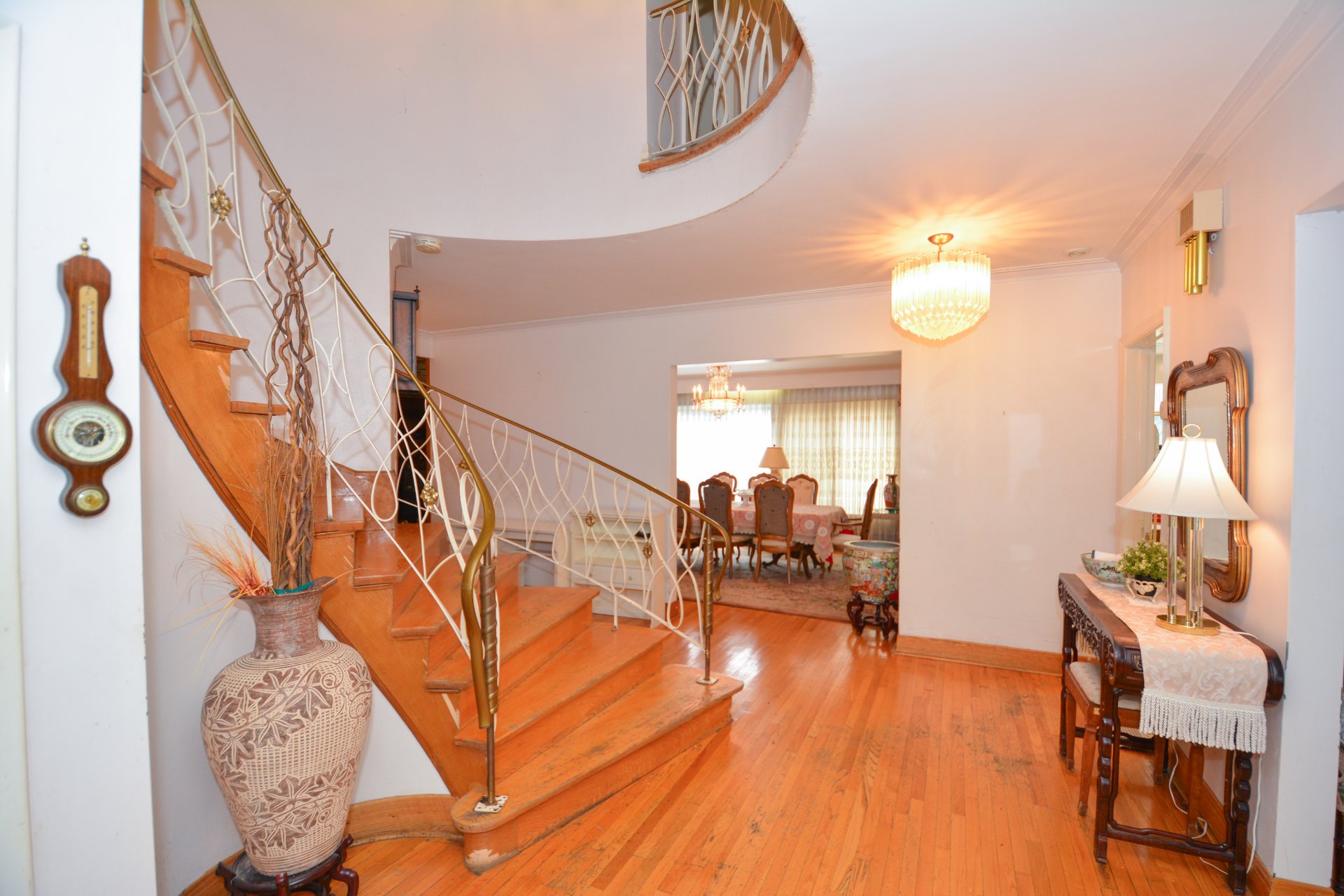 Photo - Hallway