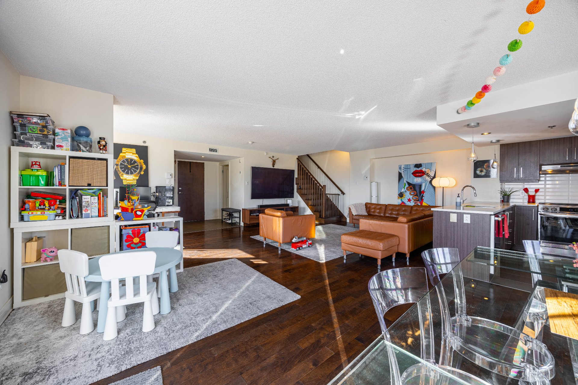 Photo - Overall View