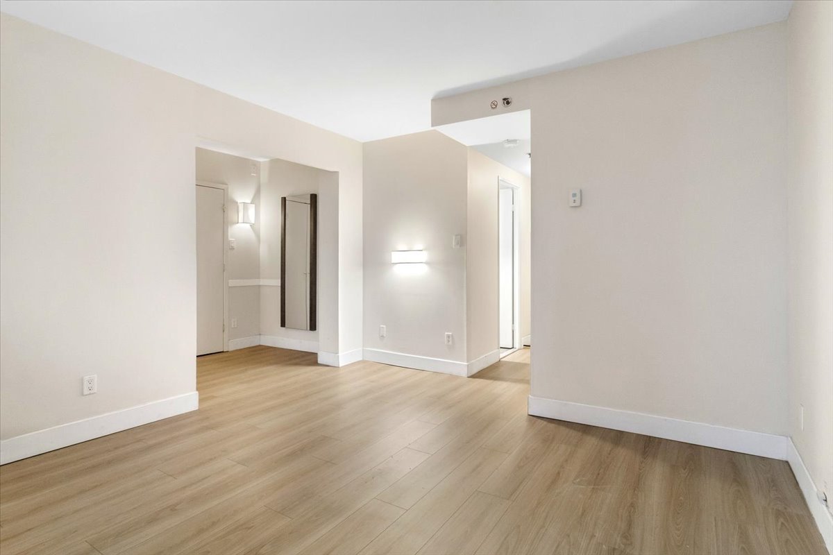 Photo - Garçonnière