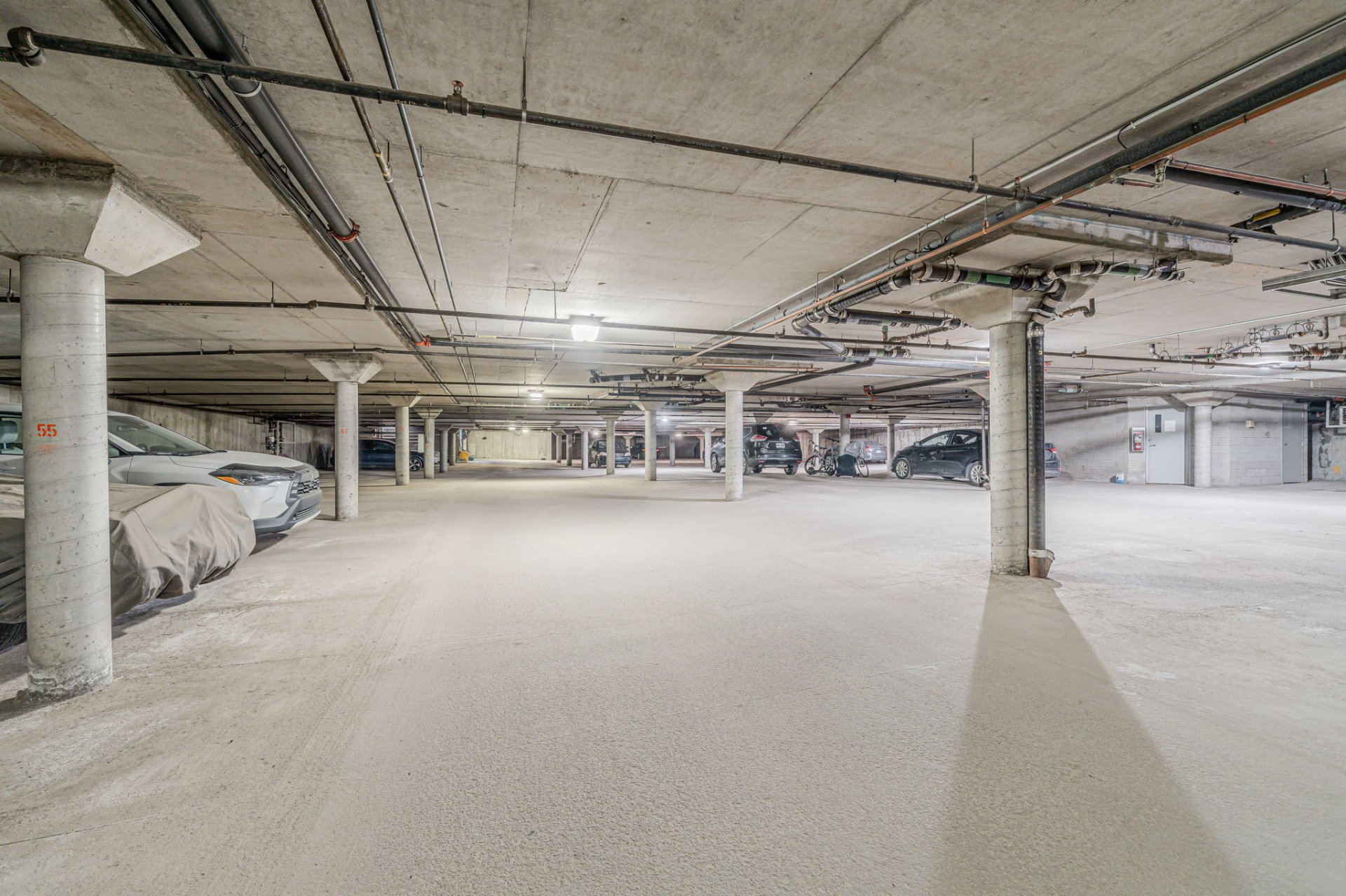 Photo - Garage