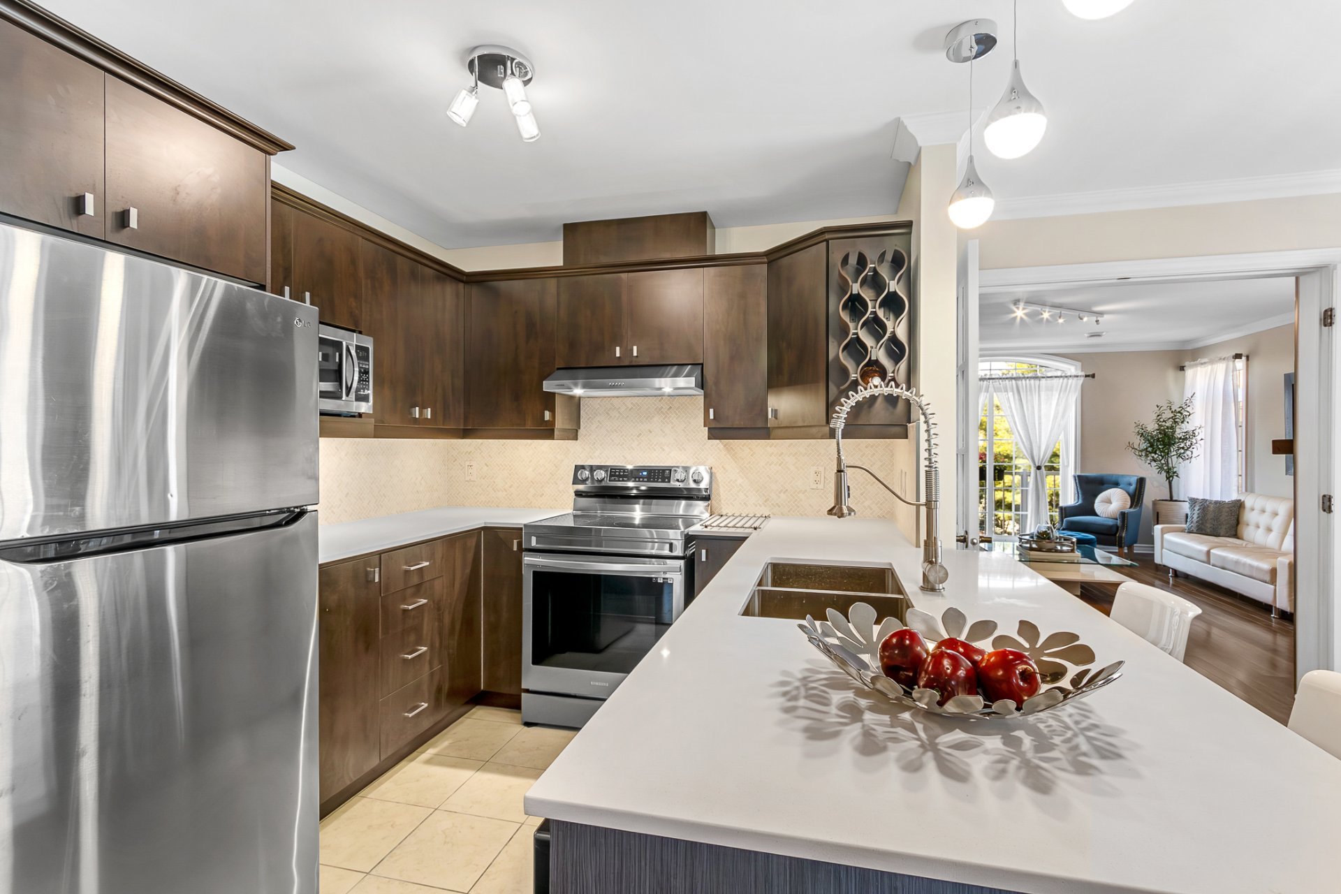 Photo - Kitchen