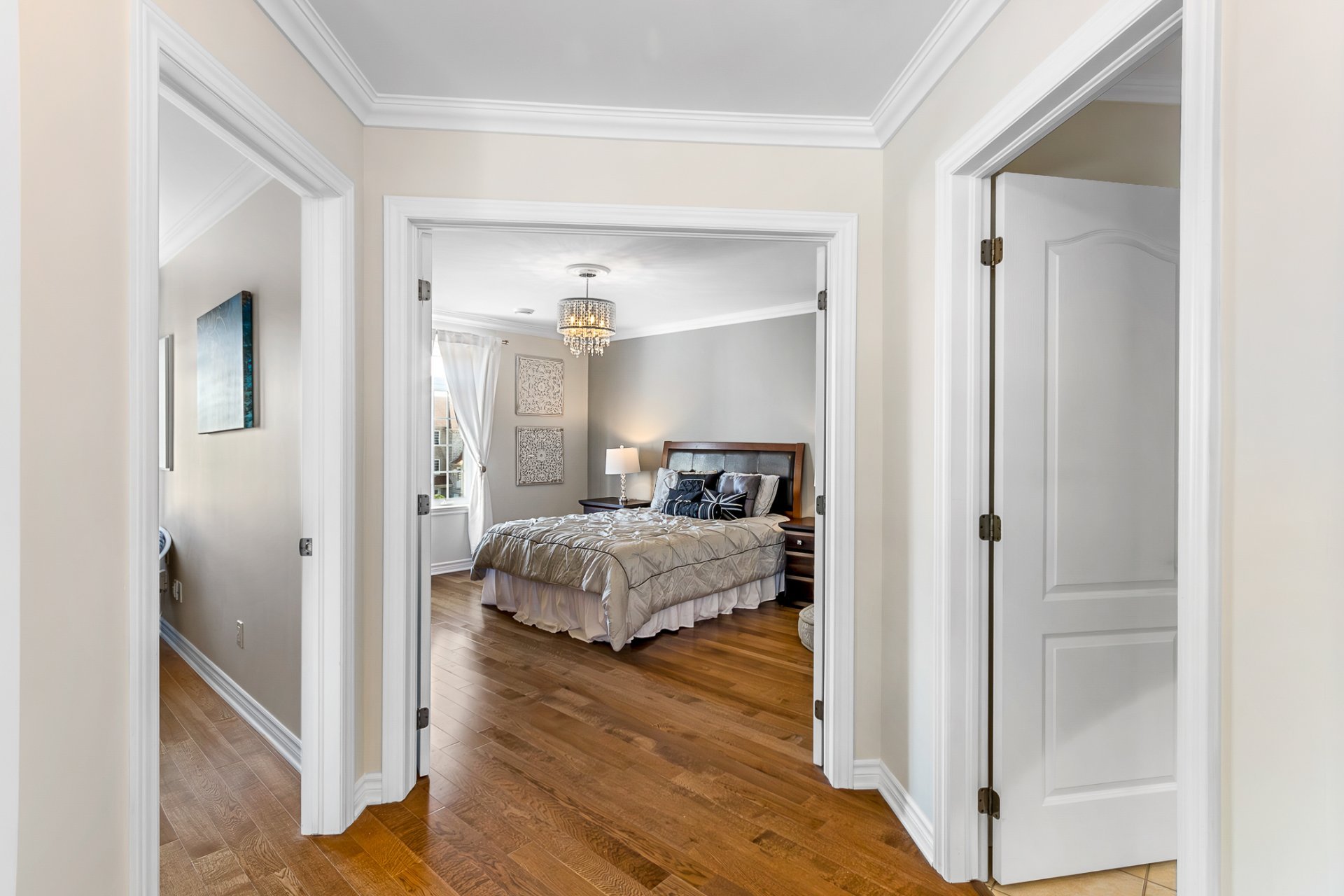 Photo - Hallway