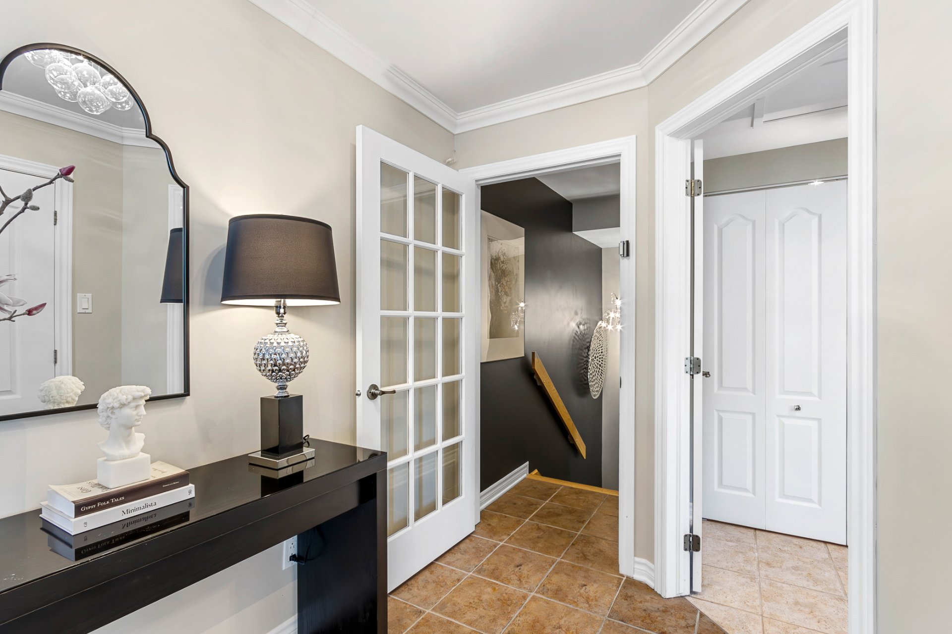 Photo - Hallway