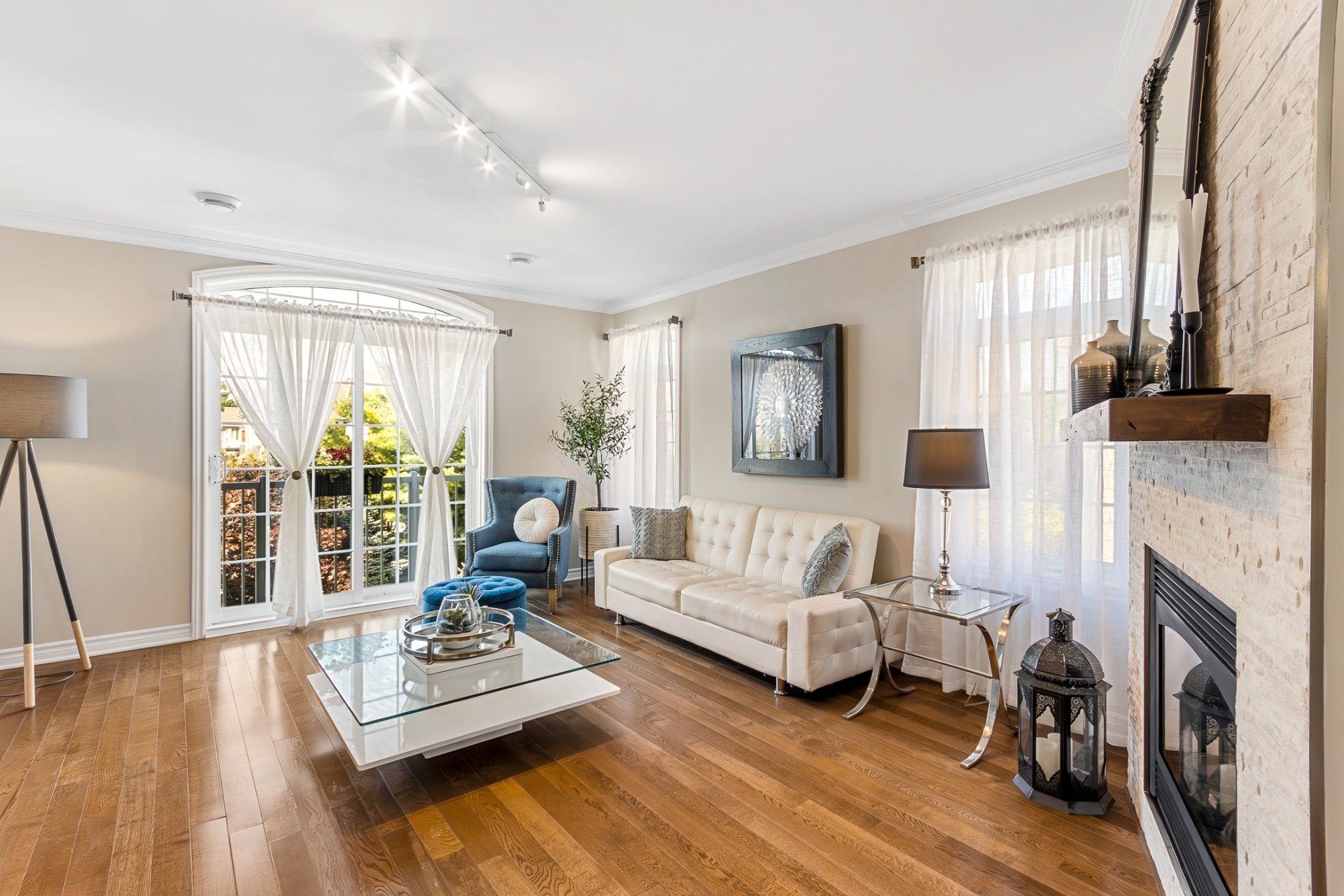 Photo - Living room