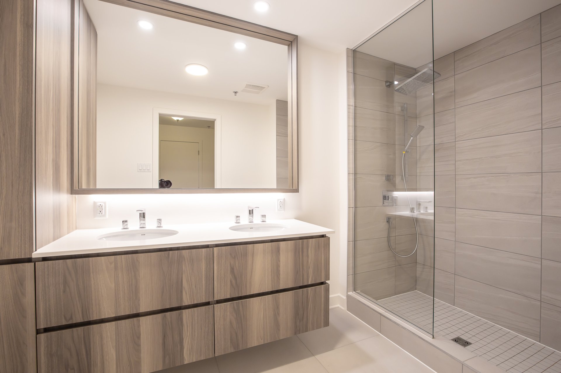 Photo - Bathroom