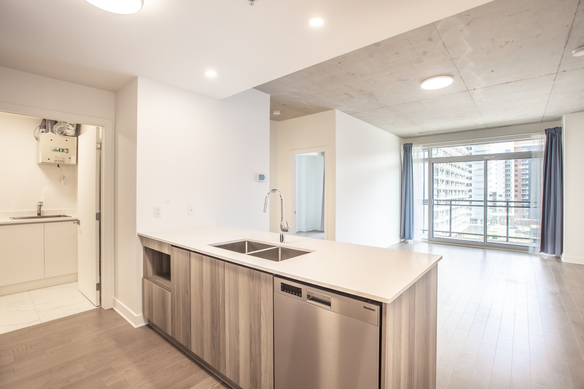 Photo - Kitchen