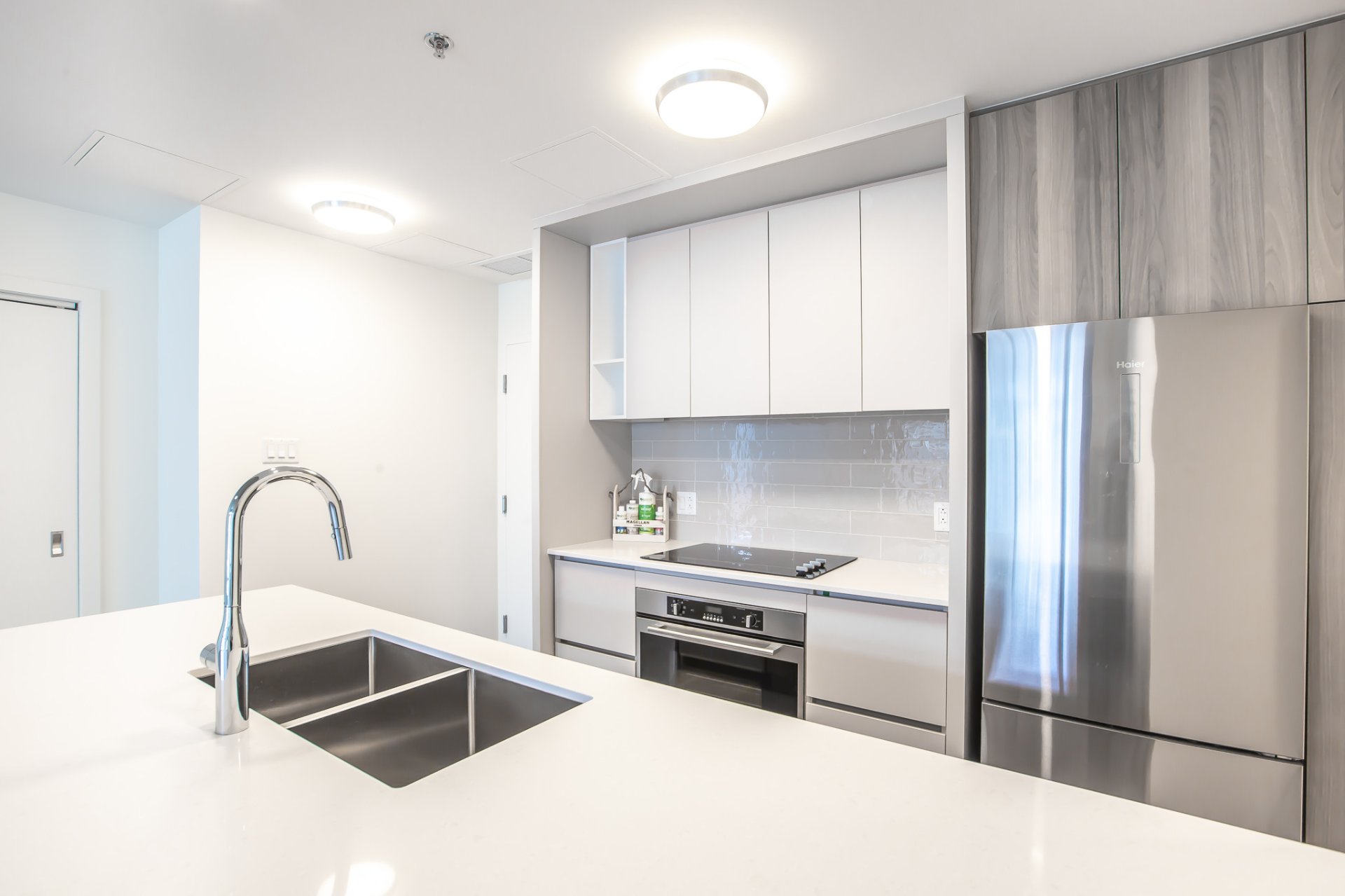 Photo - Kitchen