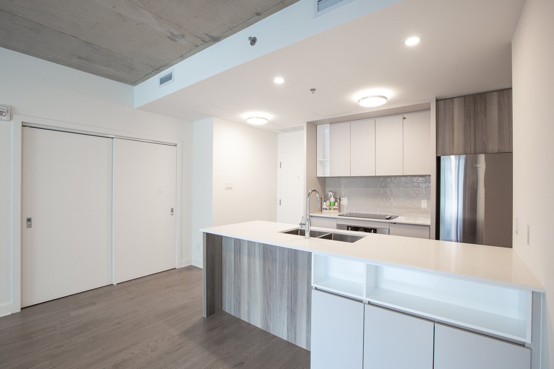 Photo - Kitchen