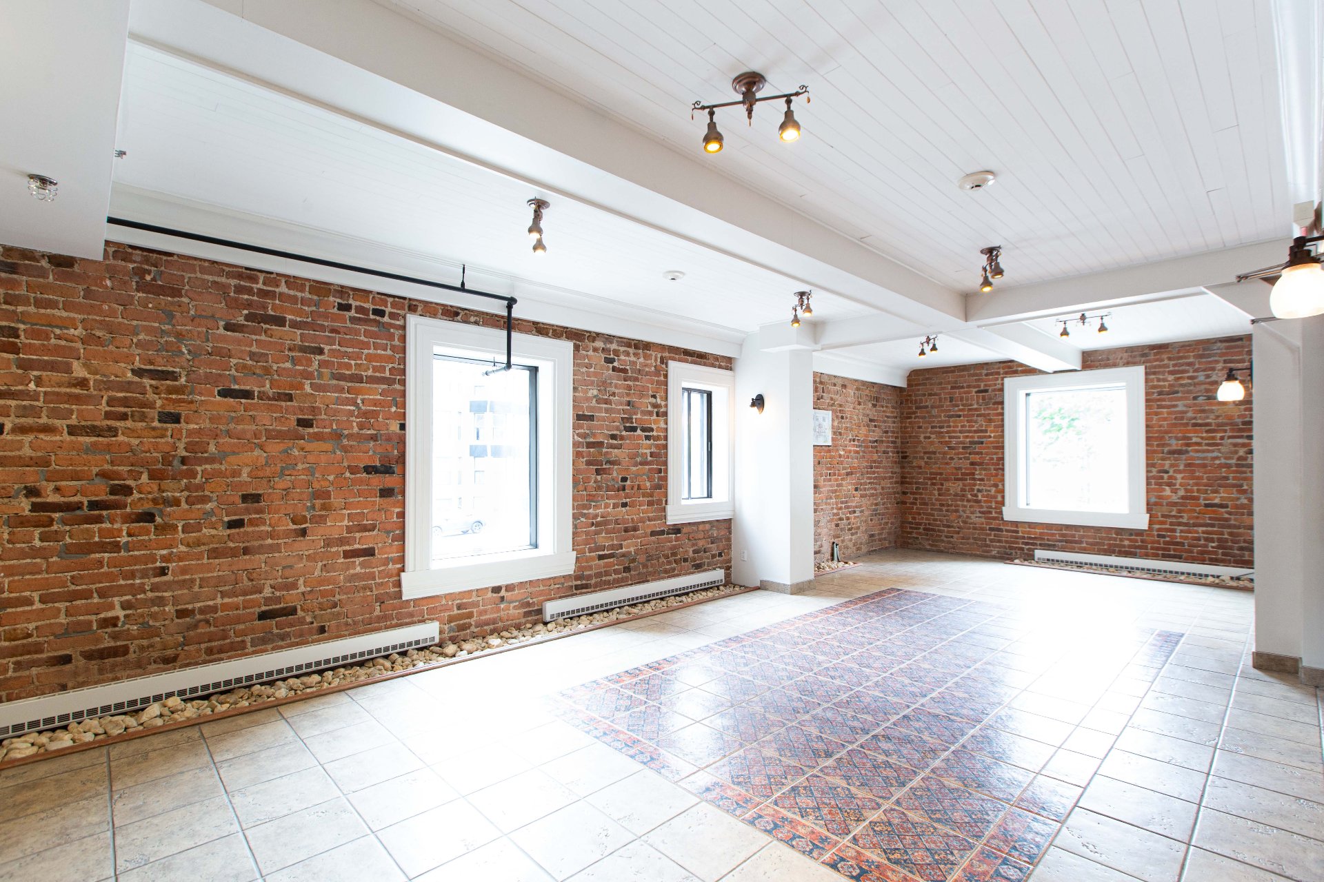 Photo - Common room