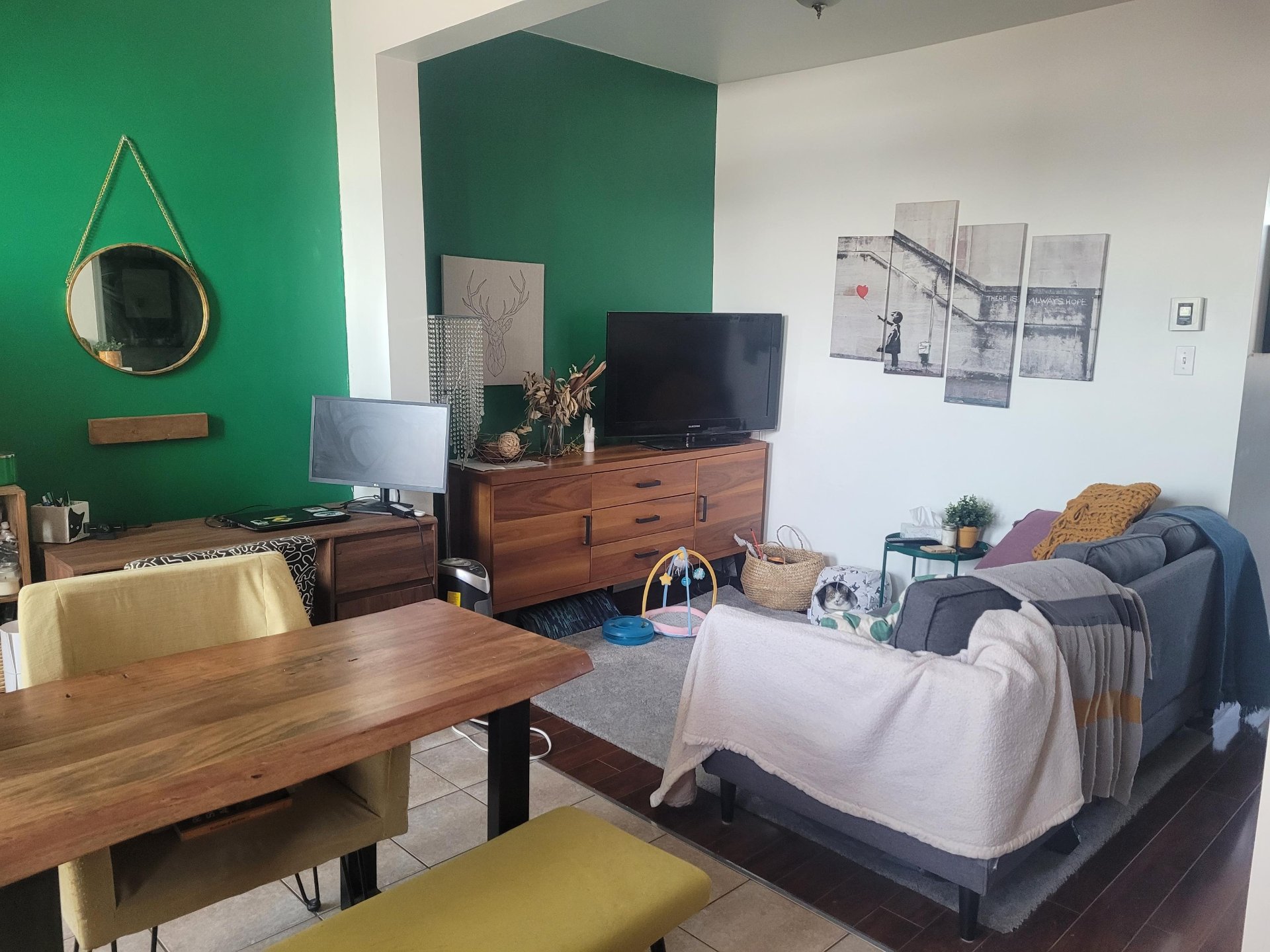 Photo - Salon