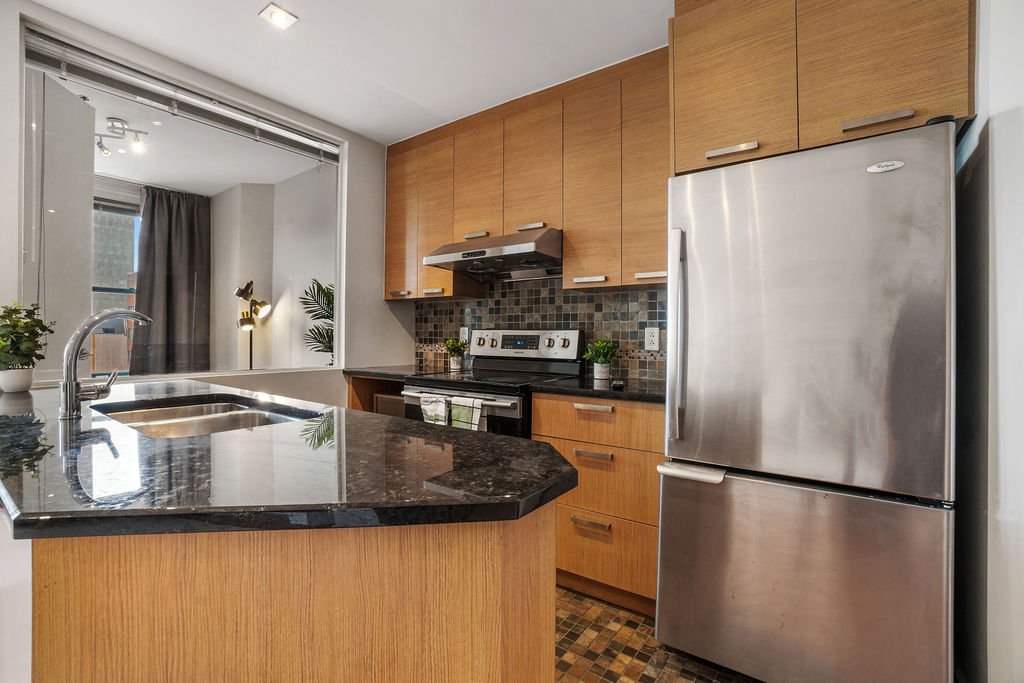 Photo - Kitchen