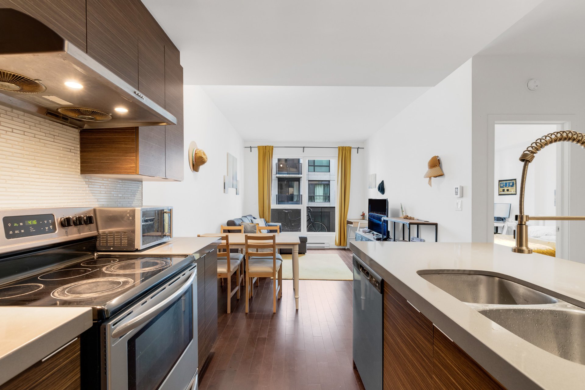 Photo - Kitchen
