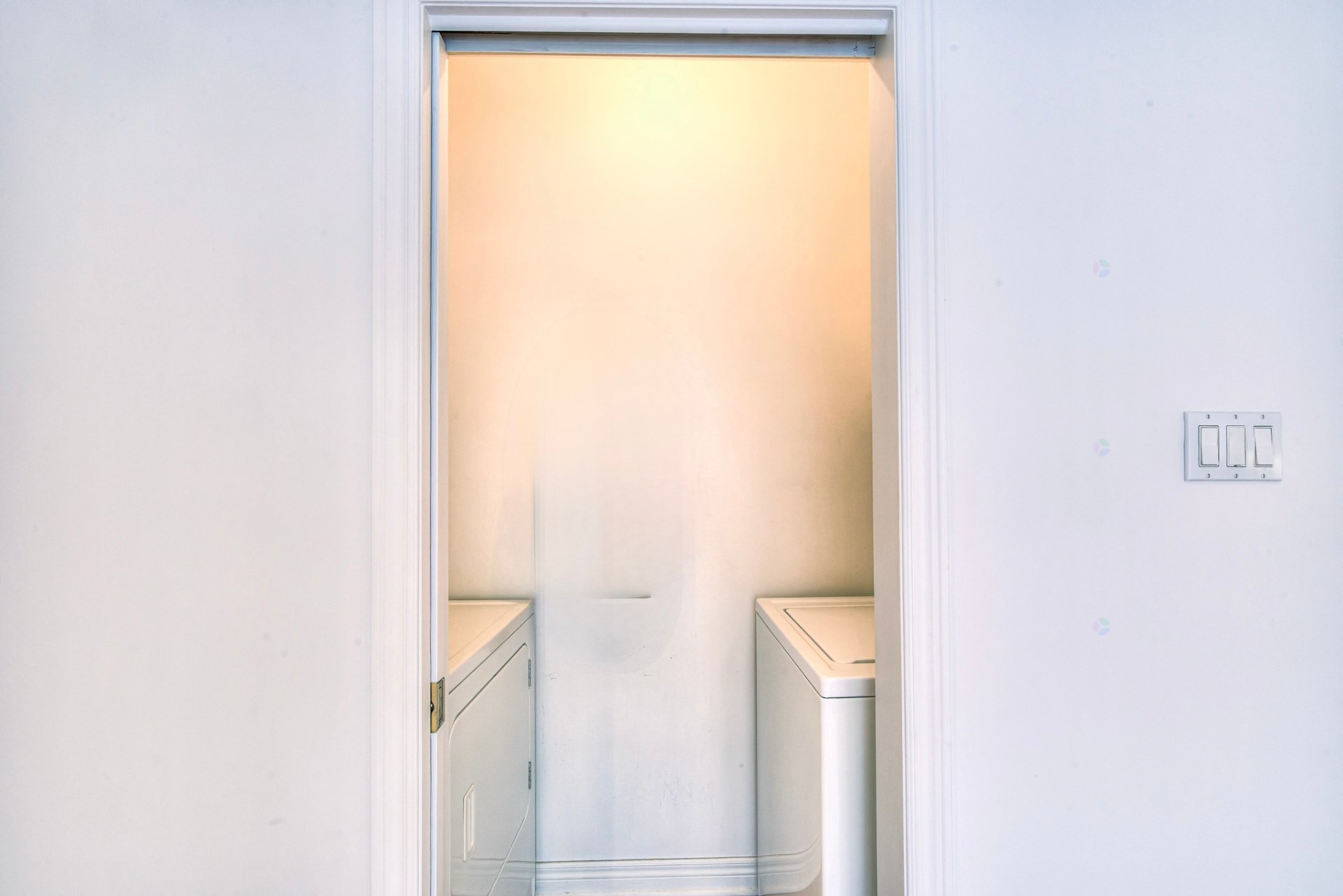 Photo - Laundry room