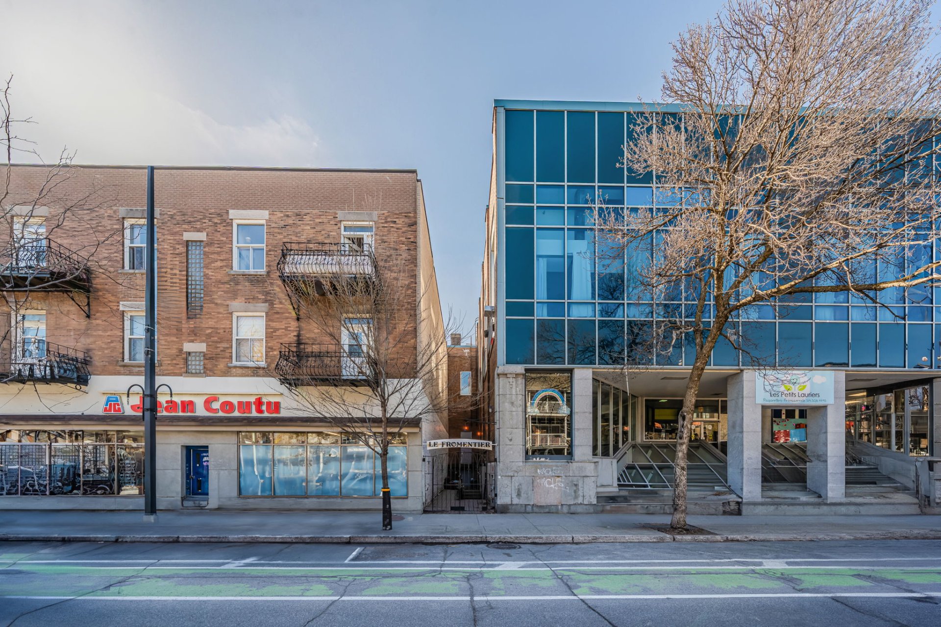 Photo - Frontage