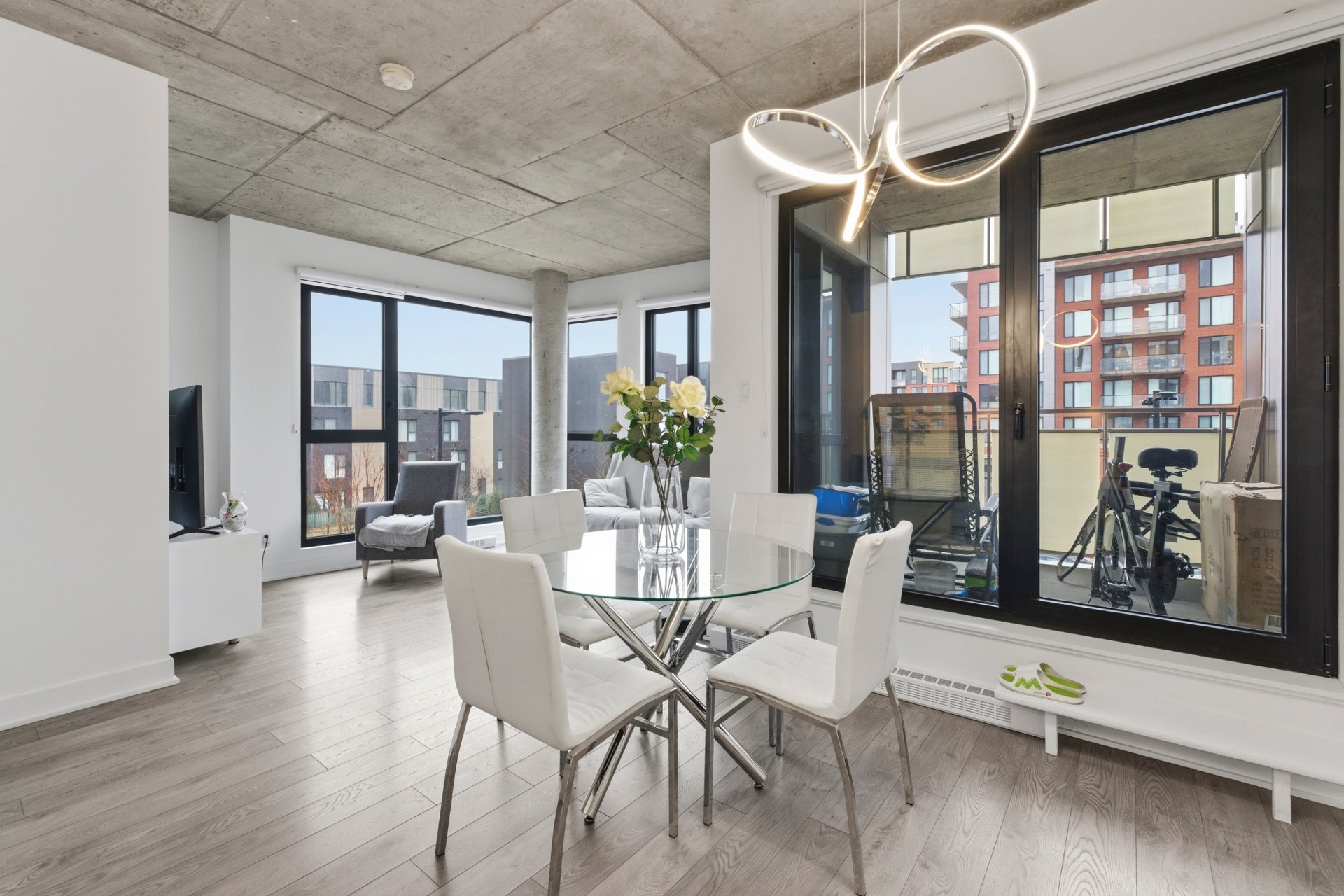 Photo - Salle à manger