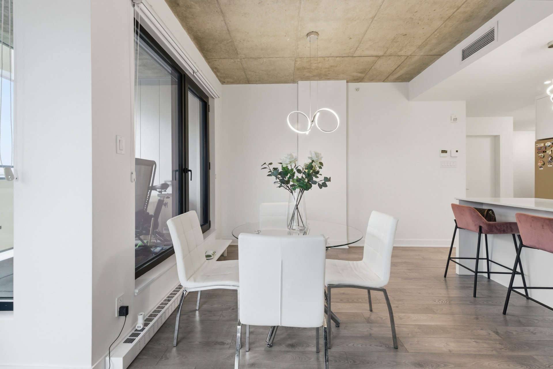 Photo - Salle à manger