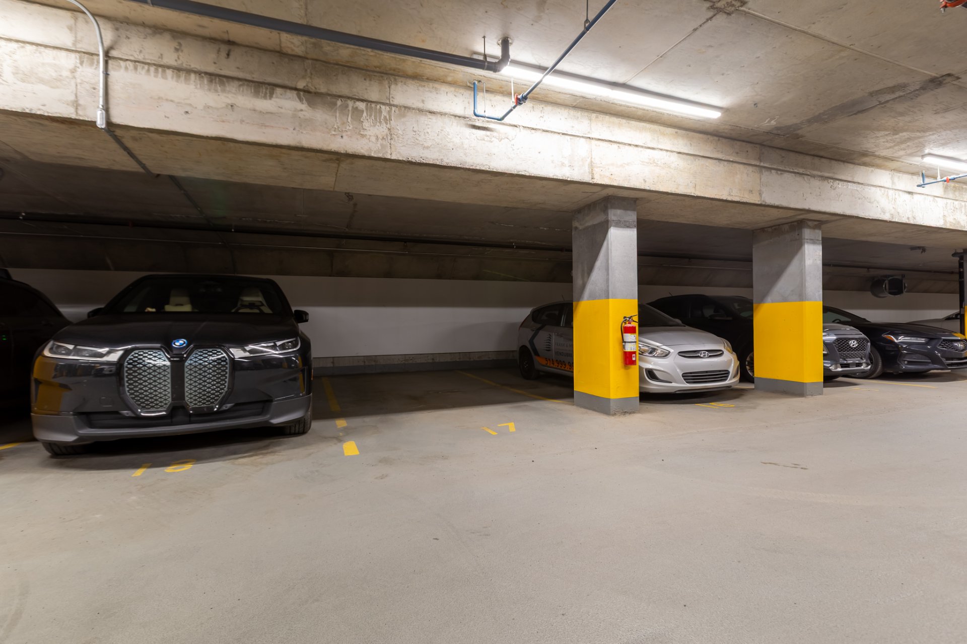 Photo - Parking