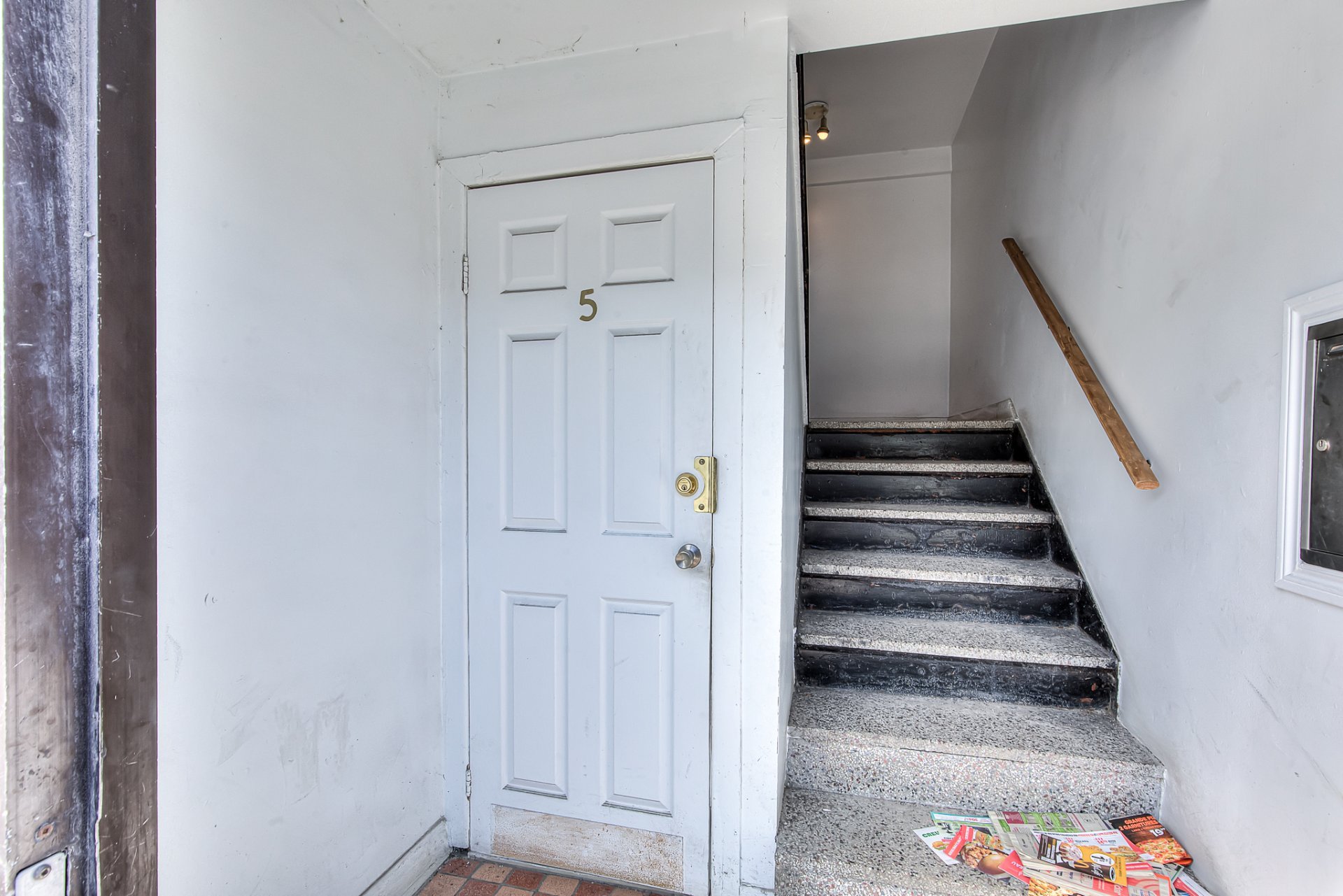 Photo - Entrée extérieure