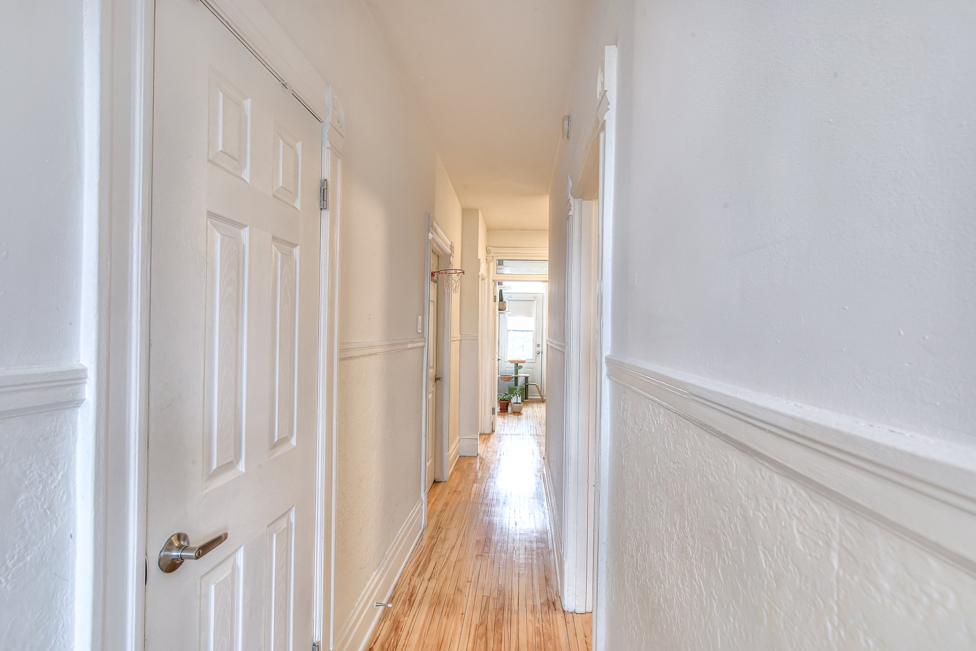 Photo - PASAGEWAY